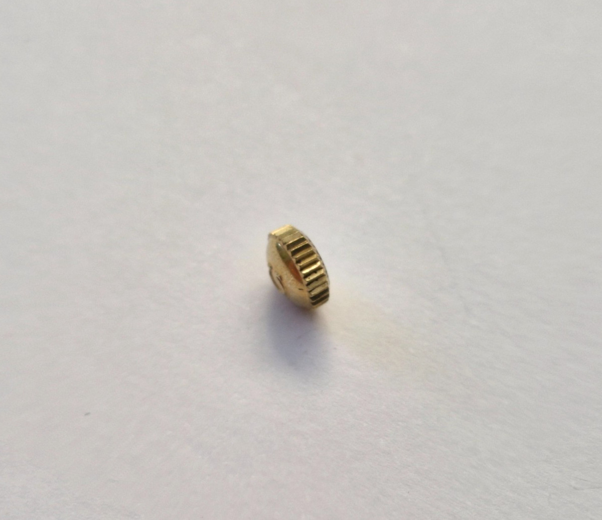 Genuine Omega 6mm x 1.6mm Tube 18ct Yellow Gold Crown – VG Condition