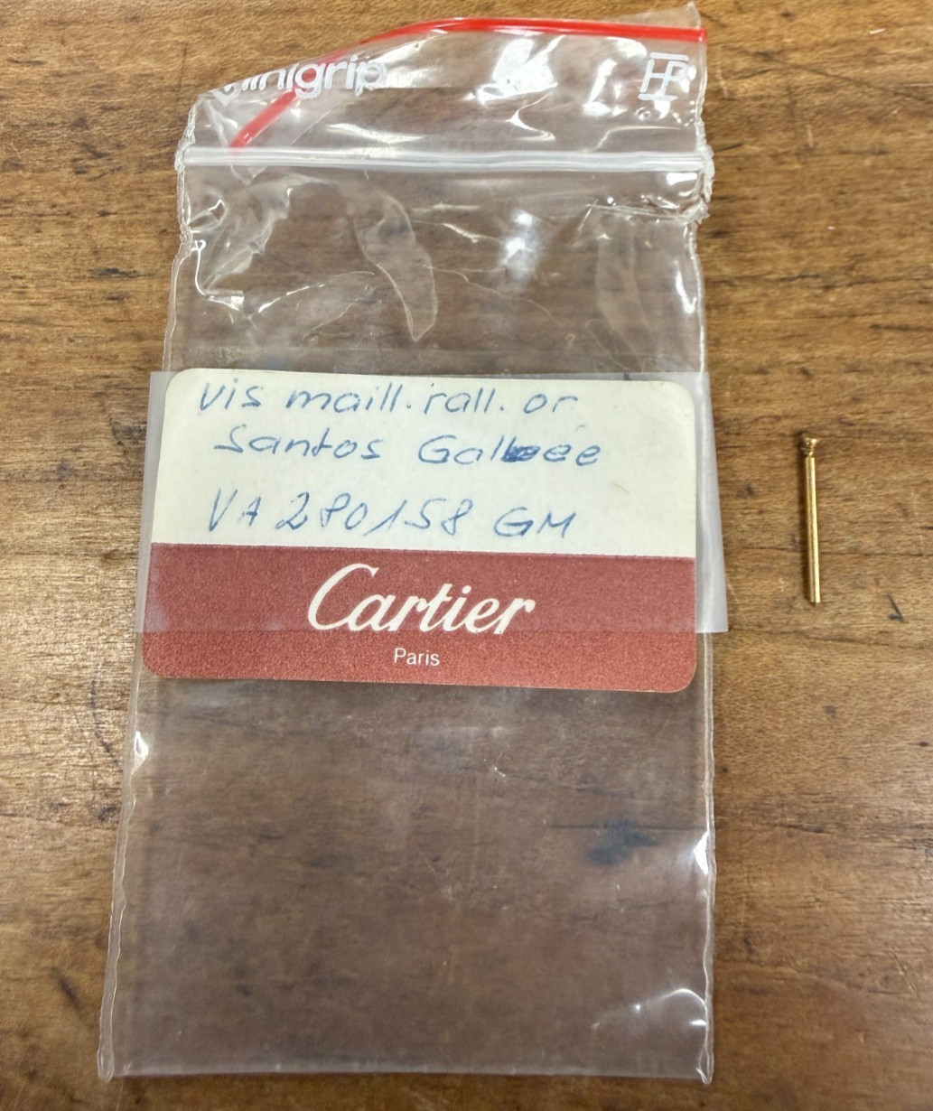 Genuine Used 18k Yellow Gold Link Screw For Cartier Santos Galbee GM VA280158