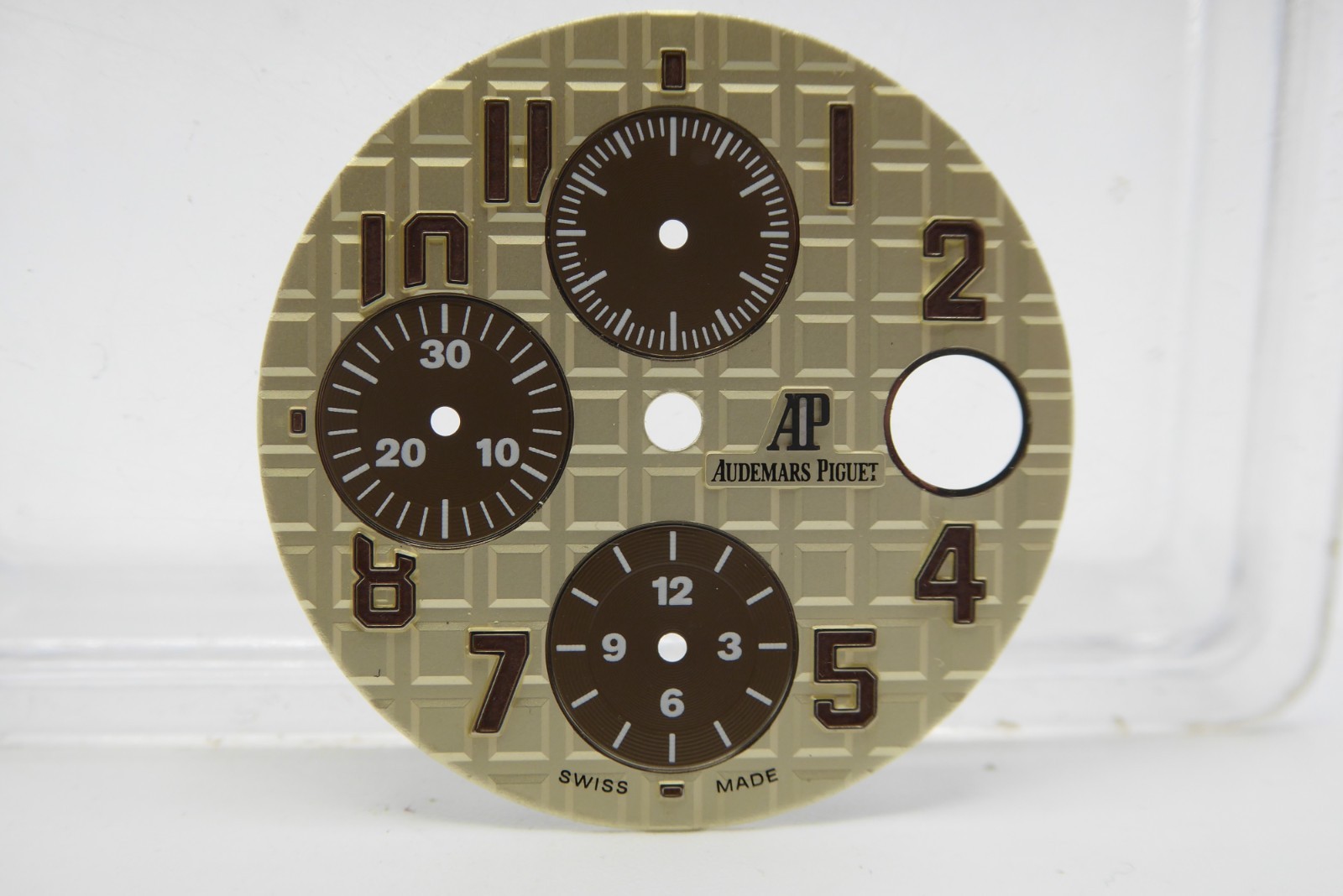 Audemars Piguet Royal Oak Offshore ivory dial 26470ST