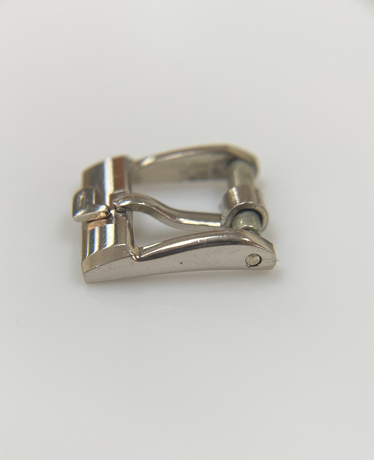 Original Vintage Piaget White Gold “750” 10mm Ladies Leather Band Buckle