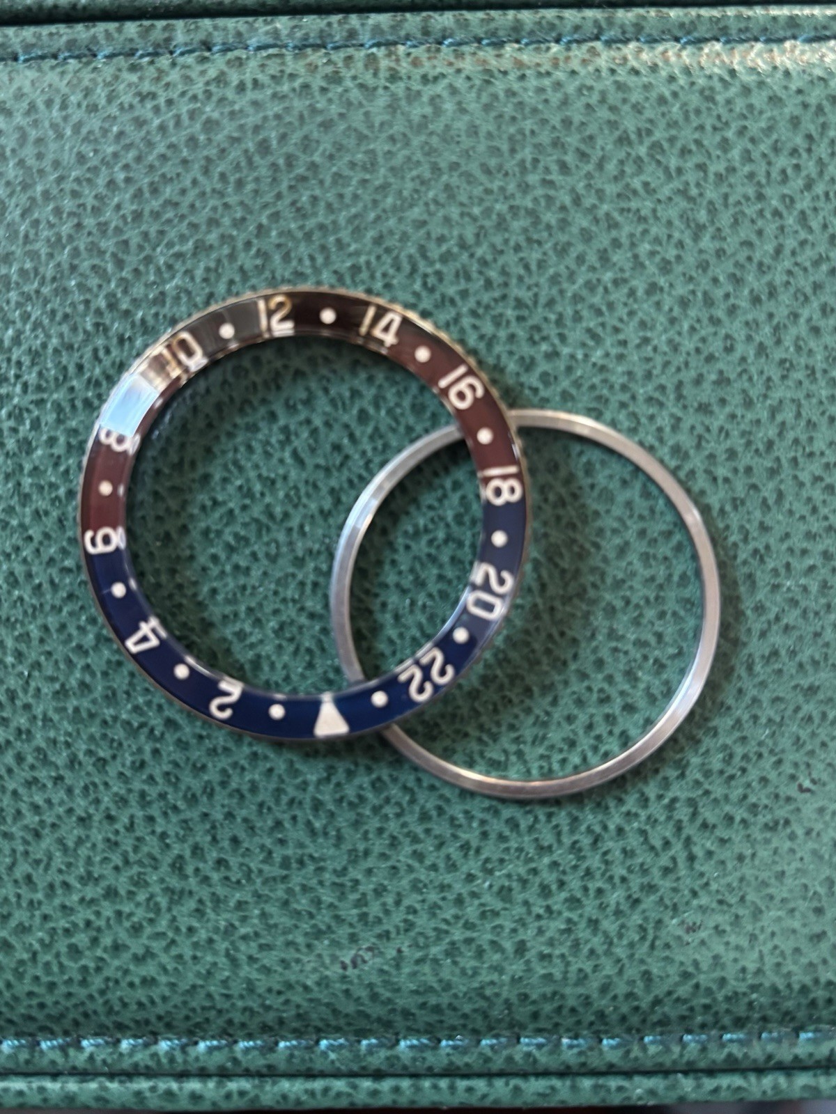 Rolex 6542 Brass Bezel Complete , Compatible 6542 Bakelite Retaining Spring