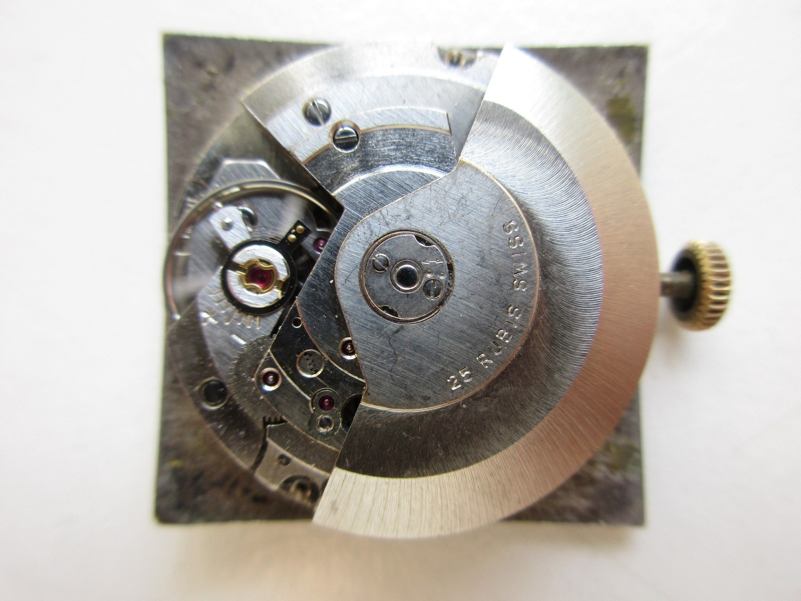 AS A. Schild cal. 1700/01 Swiss automatic watch movement – date pos 3 – running