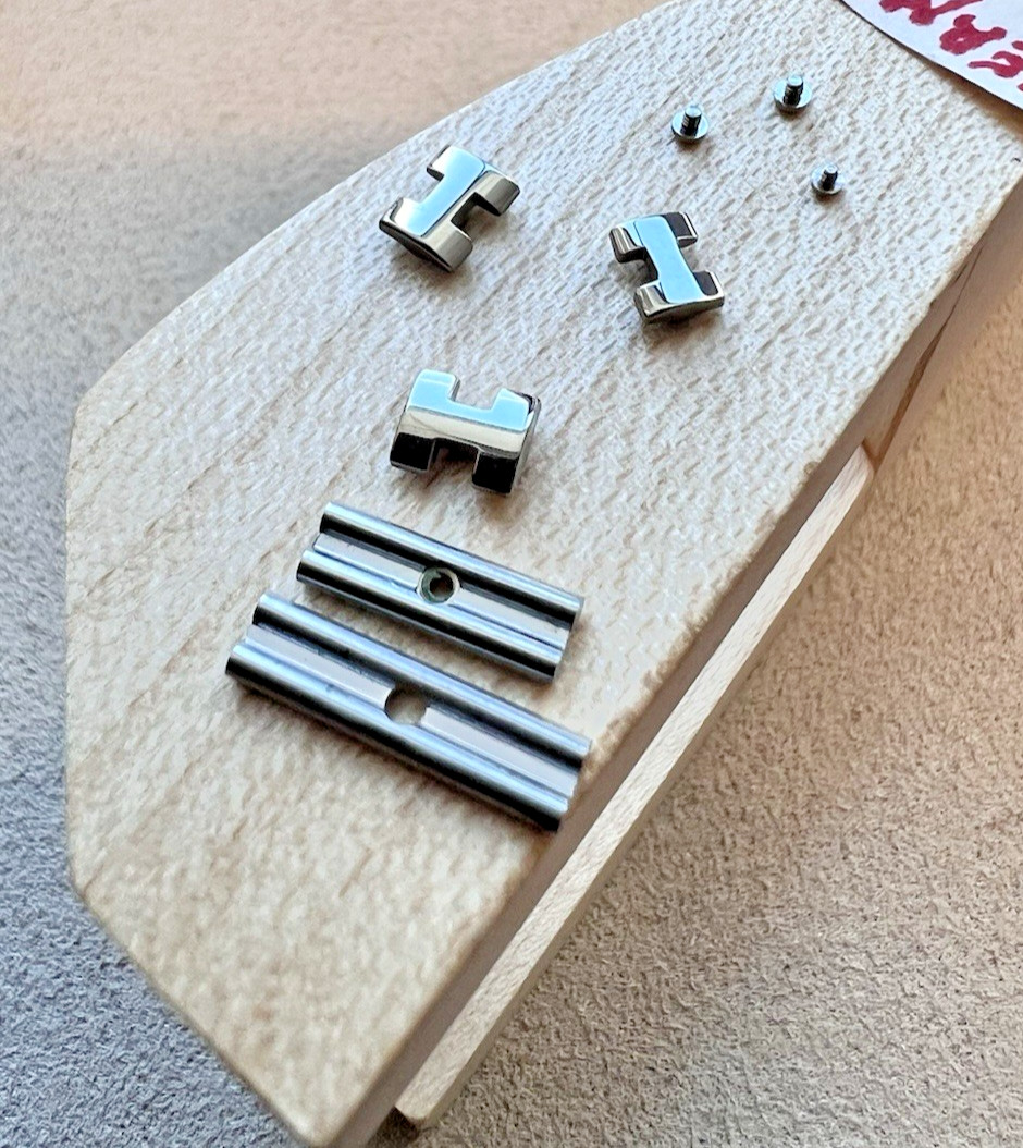HERMES WATCH MONTRE HERMES LINKS/CLASP/SCREWS PARTS ASSEMBLY NEW MADE IN FRANCE