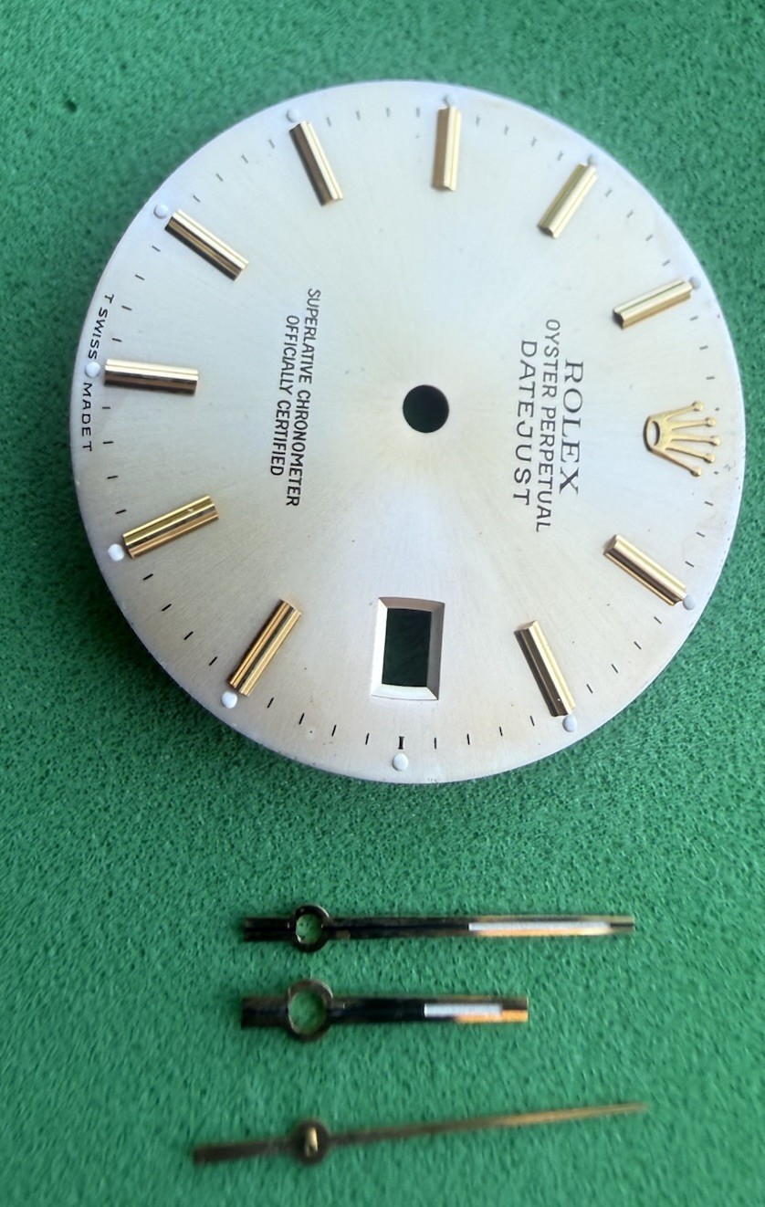 Rolex Datejust 36mm Two Tone Silver Dial Fading 16013,16233. with set Of hand.