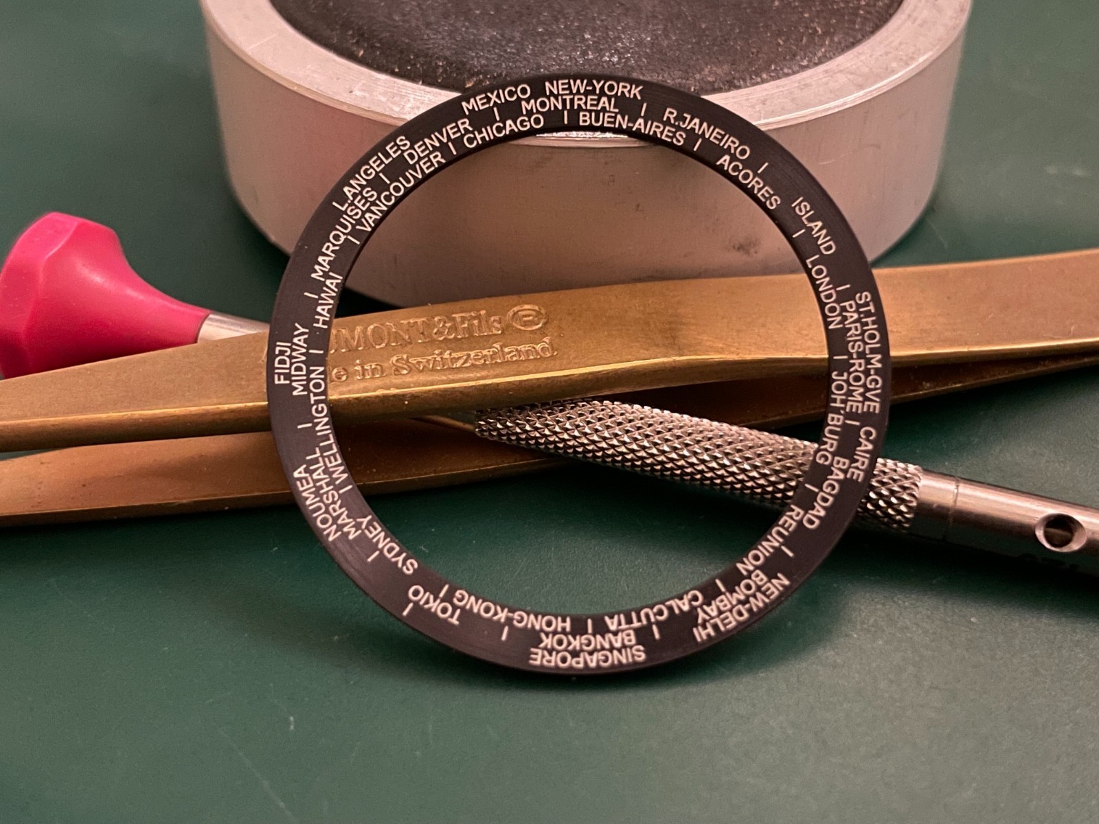 Replacement insert for vintage Rado Over-Pole