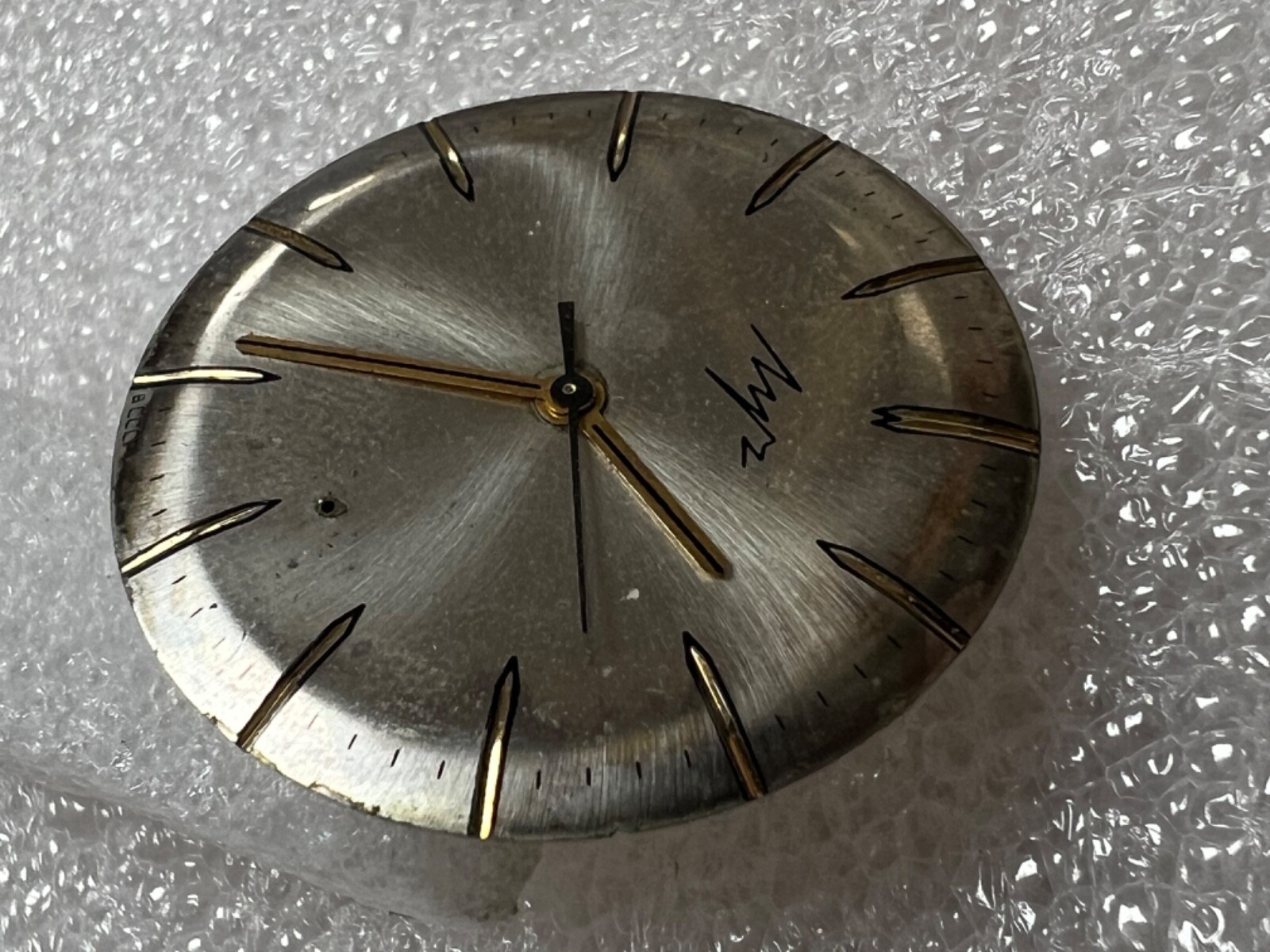 USSR LUCH movement 2209 caliber Gold Plated watch mechanism. FOR PARTS .