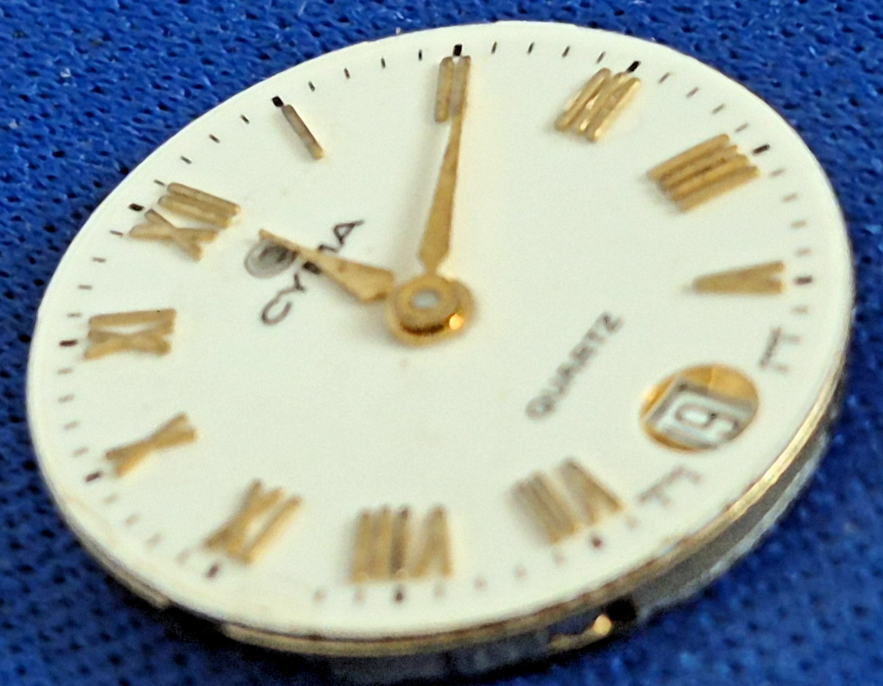ETA 256.111 • OMEGA 1426 • LONGINES 152.2 CYMA DATE PORCLELAIN ROMAN DIAL RUNS