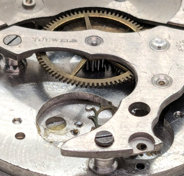 Pocket Watch Movement NY Standard Watch Co 1011621 43mm For Parts Crafts Jewelry