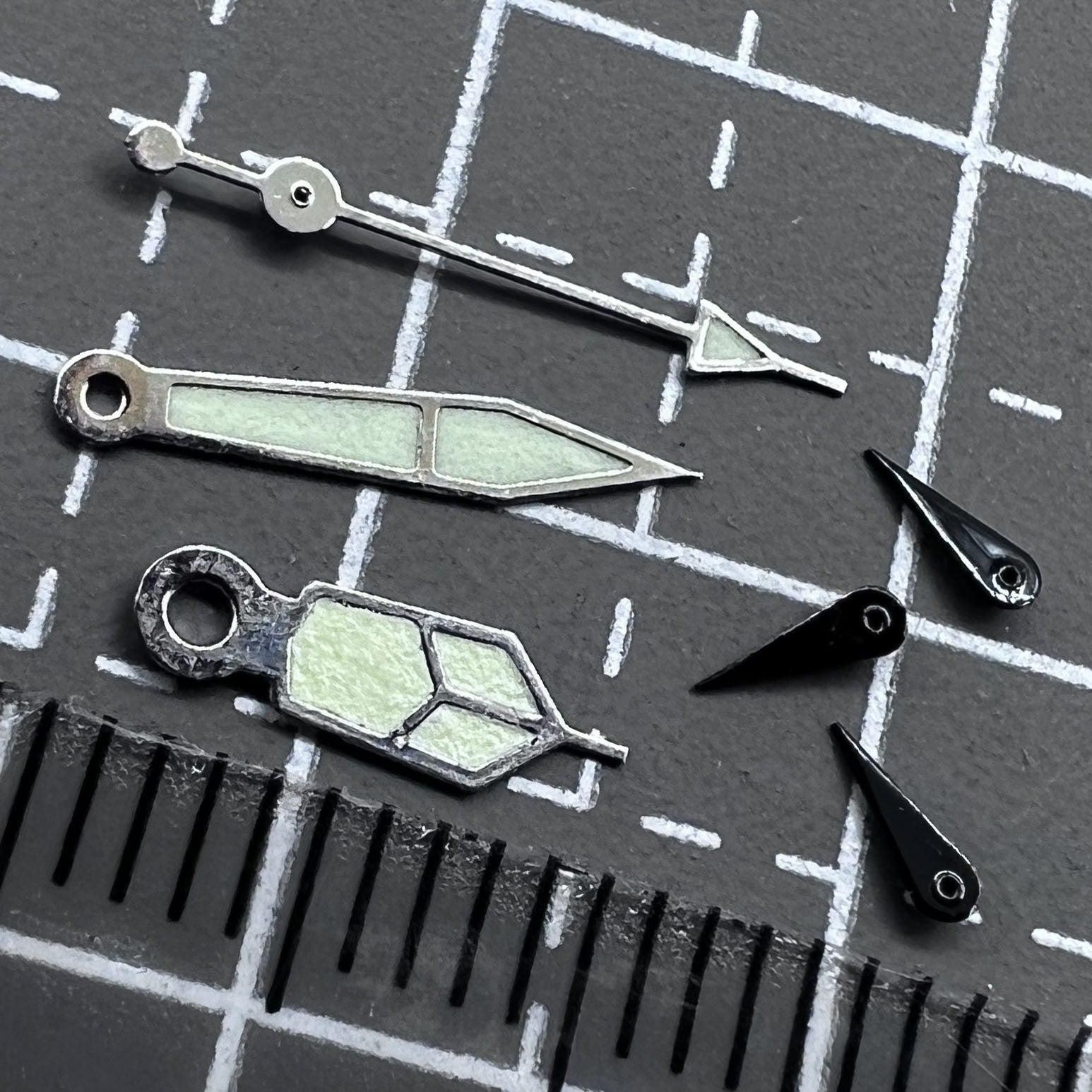 Pack of 2 11mm Black Small Second Hands with Silver Trim for VD53 VD54 VD57