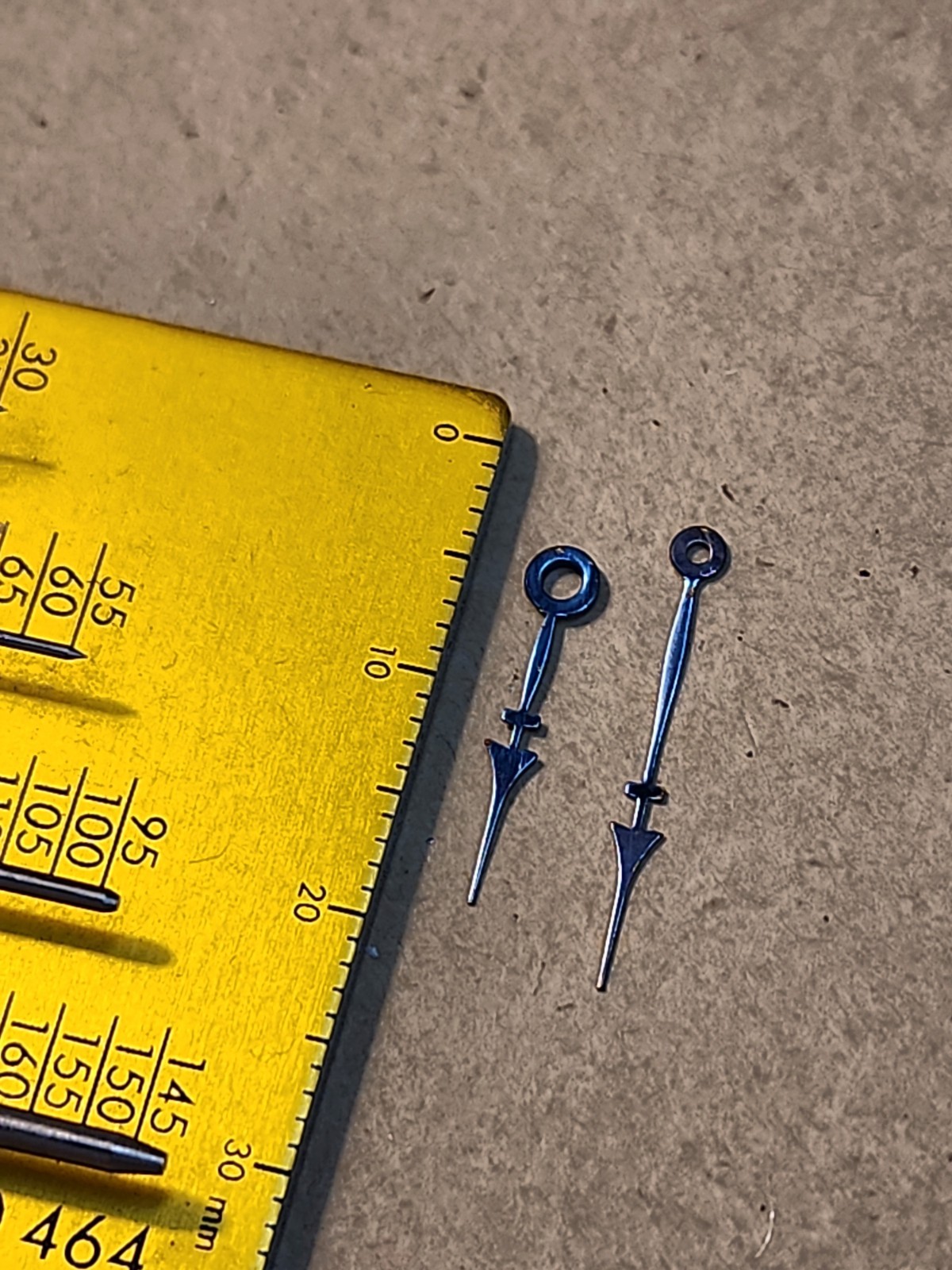Set Of NOS Howard 12s Blue Arrow Hour/Min Hands 160/95 For Restoration