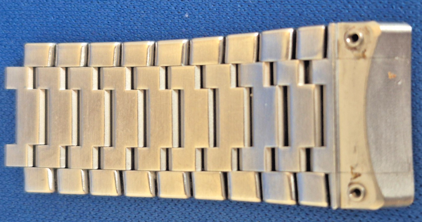EBEL Classic Wave 9 Link Steel & Gold Segment & End Link for on 21mm lug cases