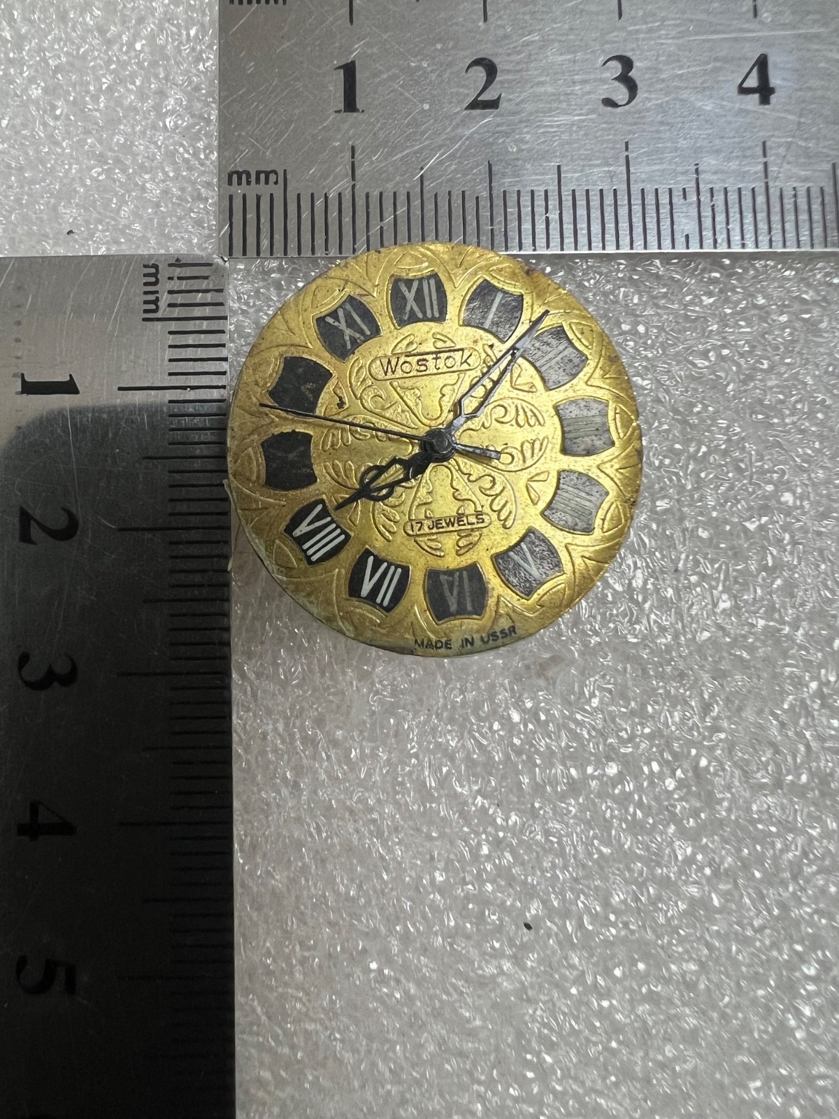 Watch movement USSR Vostok Cal.2409A plus Dial.For parts.