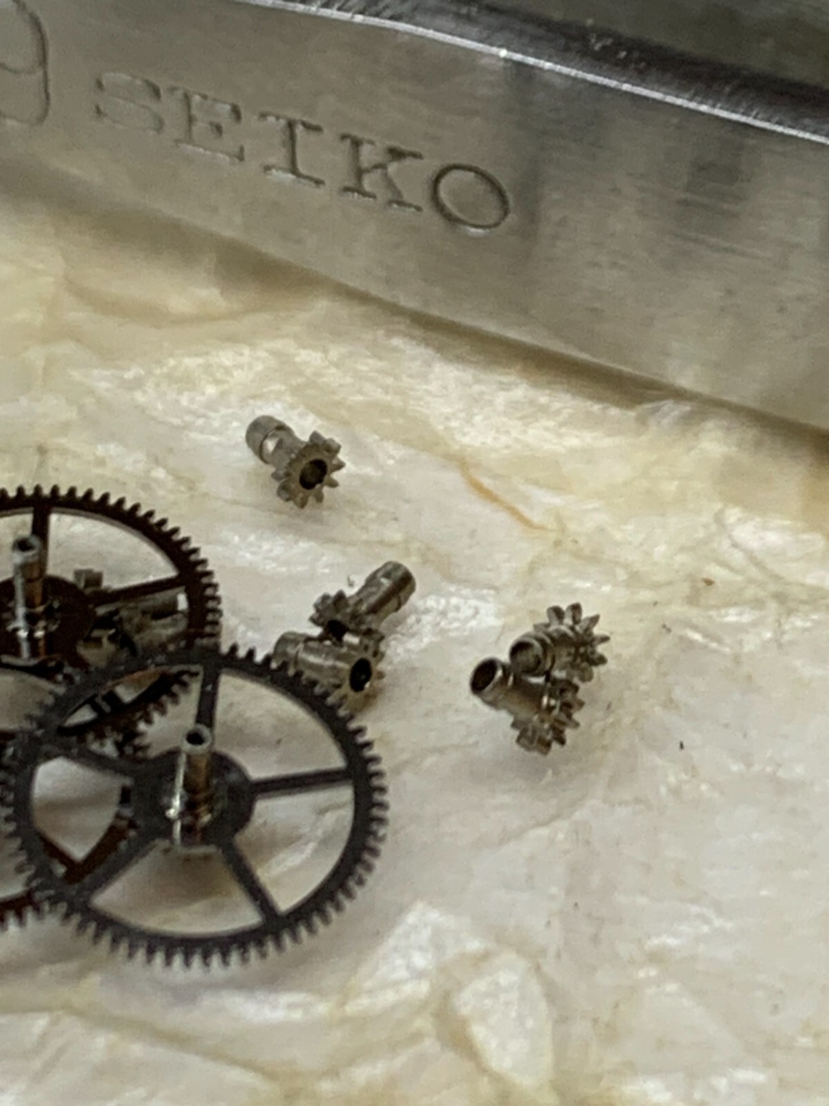 EB Bettlach Cal 8020 8021 8022 Part 205 Centre Wheel And Cannon Pinion NOS