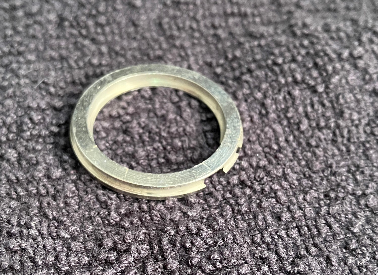 Citizen 8200A Automatic Movement Holder Case Ring For Case 51-1811 4-062591 SMK