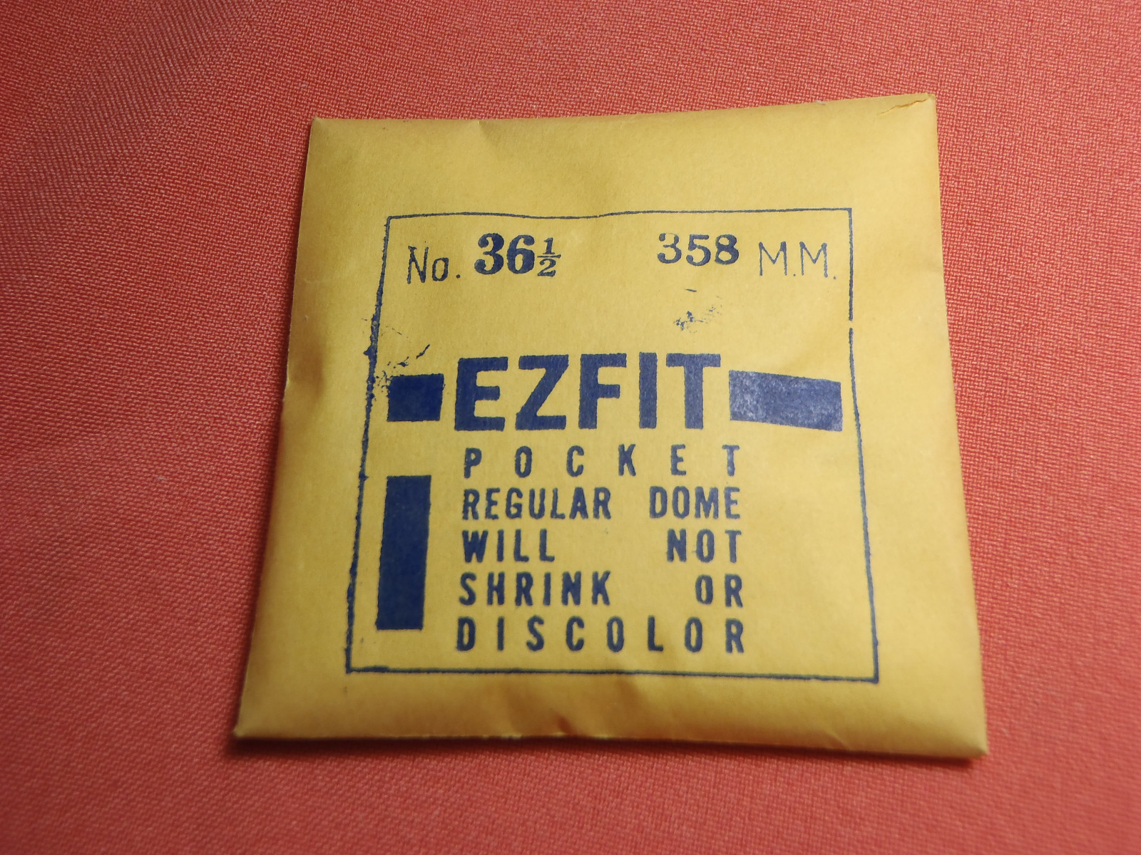 EZFIT REGULAR DOME ROUND PLASTIC WATCH CRYSTAL 35.8MM NOS