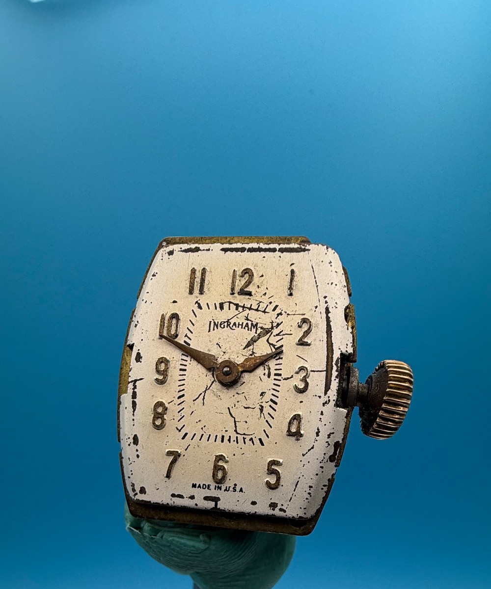 Vintage Ingraham Tonneau Watch movement with dial and crown (m39)