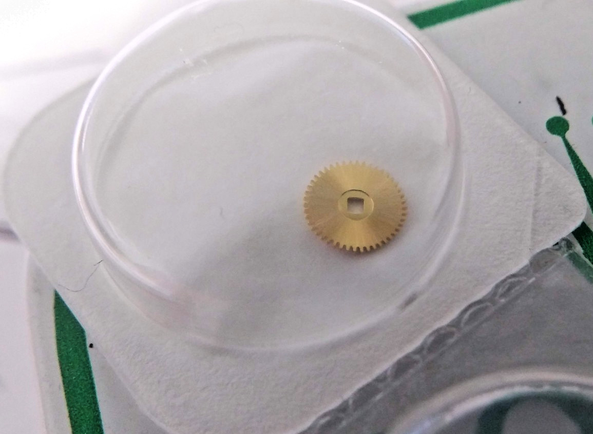 ROLEX 2230 305 ratchet wheel NEW/SEALED for watch repair, original sealed