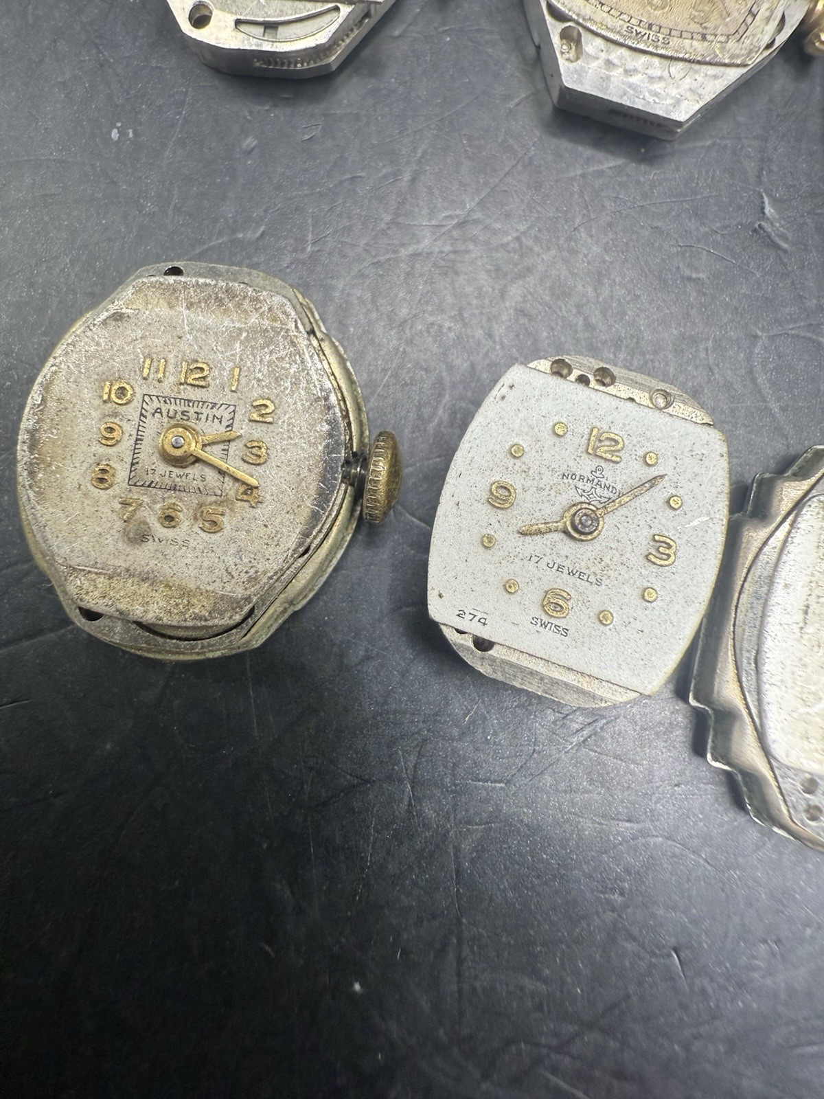 LOT of 16 Vintage Ladies Watch Movements & Dials Various Brands For Parts/Repair