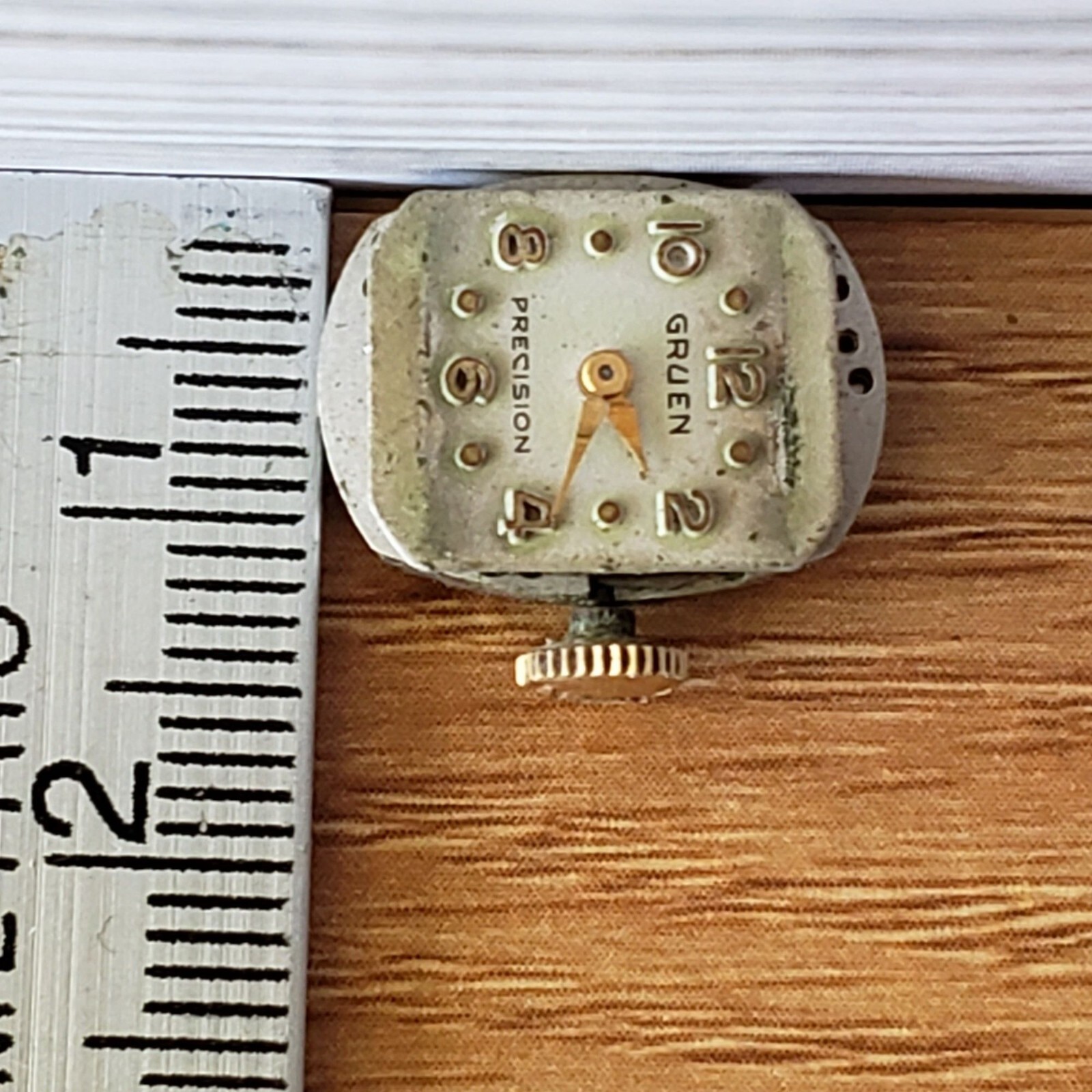 Vintage Gruen Precision 275 17 Jewel Veri-thin Swiss Watch Movement Numbered WP1