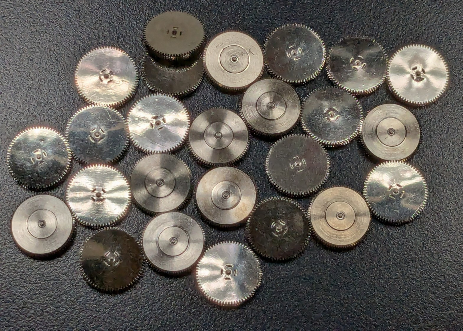 NOS Lot of 25 Watch Complete Mainspring Barrel Assemblies – Benrus