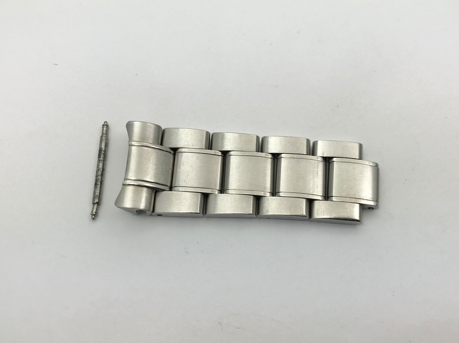 Victorinox Swiss Army 241453 or 241360 or 241358 S/S CONTINUOUS Partial Band