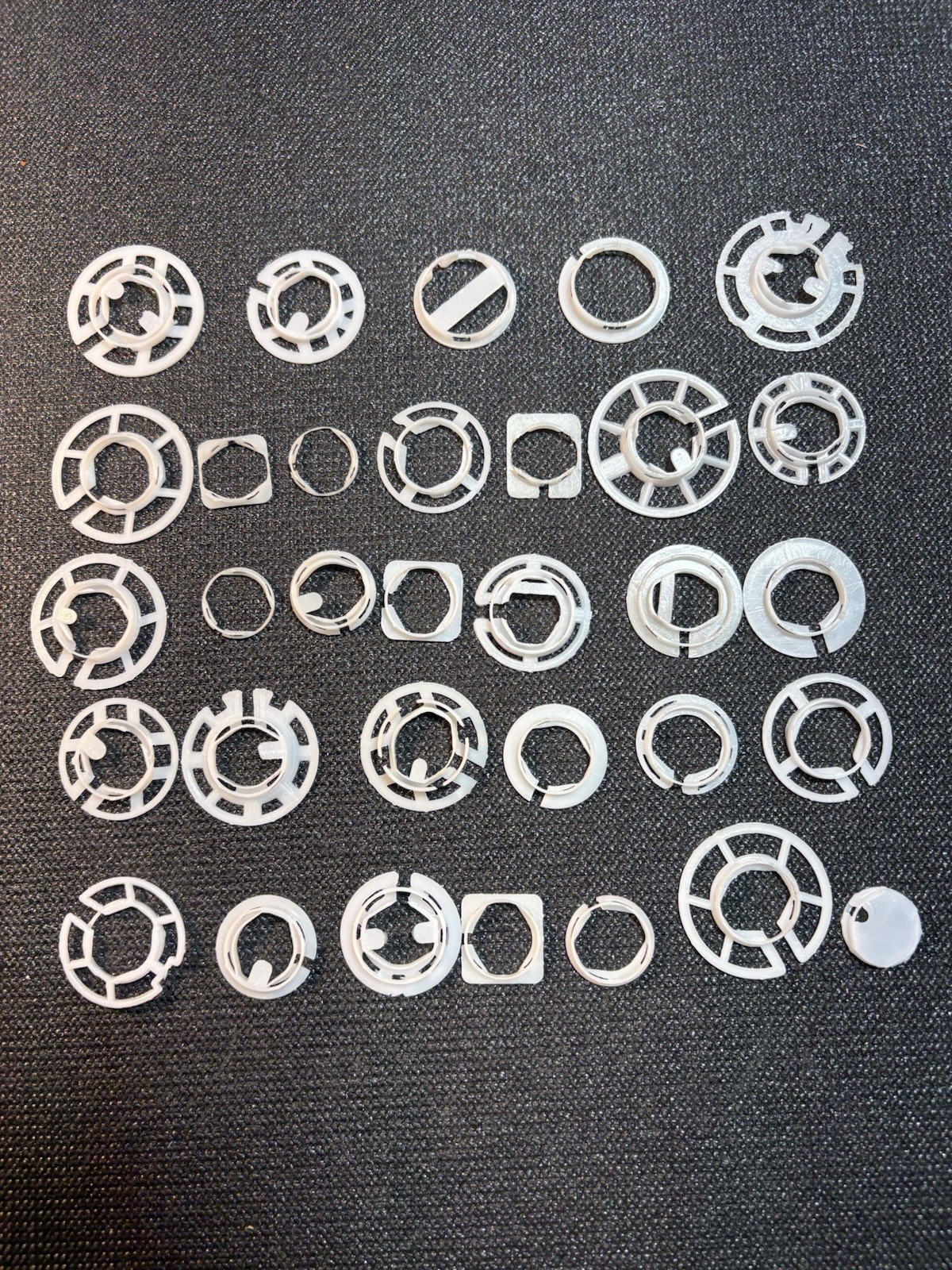 Plastic Watch Movement Holders Watchmakers Parts Lot (32) Variety,DIY,Crafts