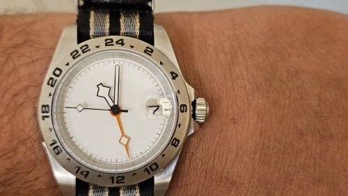 28.5mm Watch Dial Black White Gold Glossy Matte Second Scale For NH34 Movement