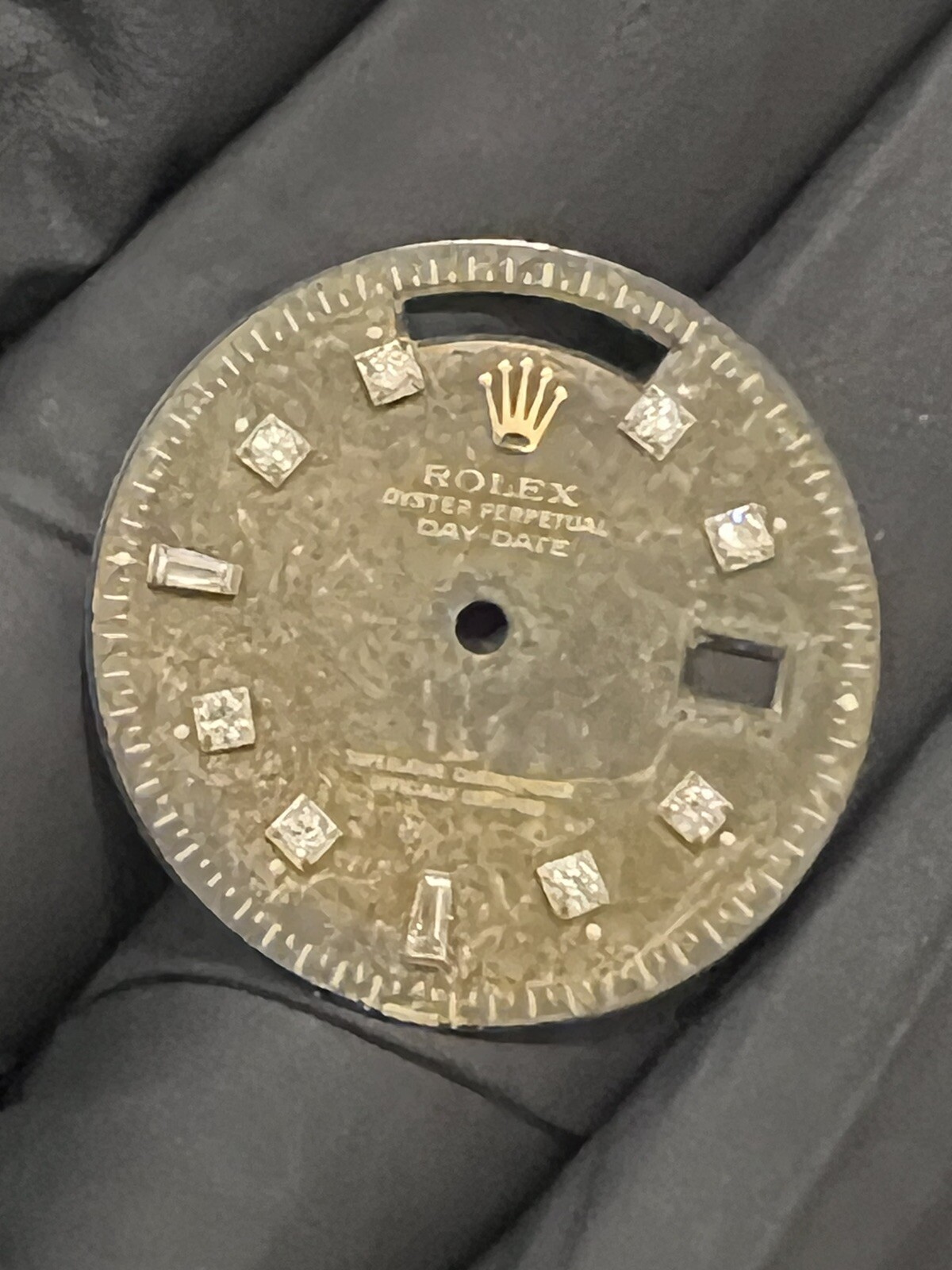 Rolex Day Date 40mm Watch Unique Patina Dial For Model 228235 Real Diamond