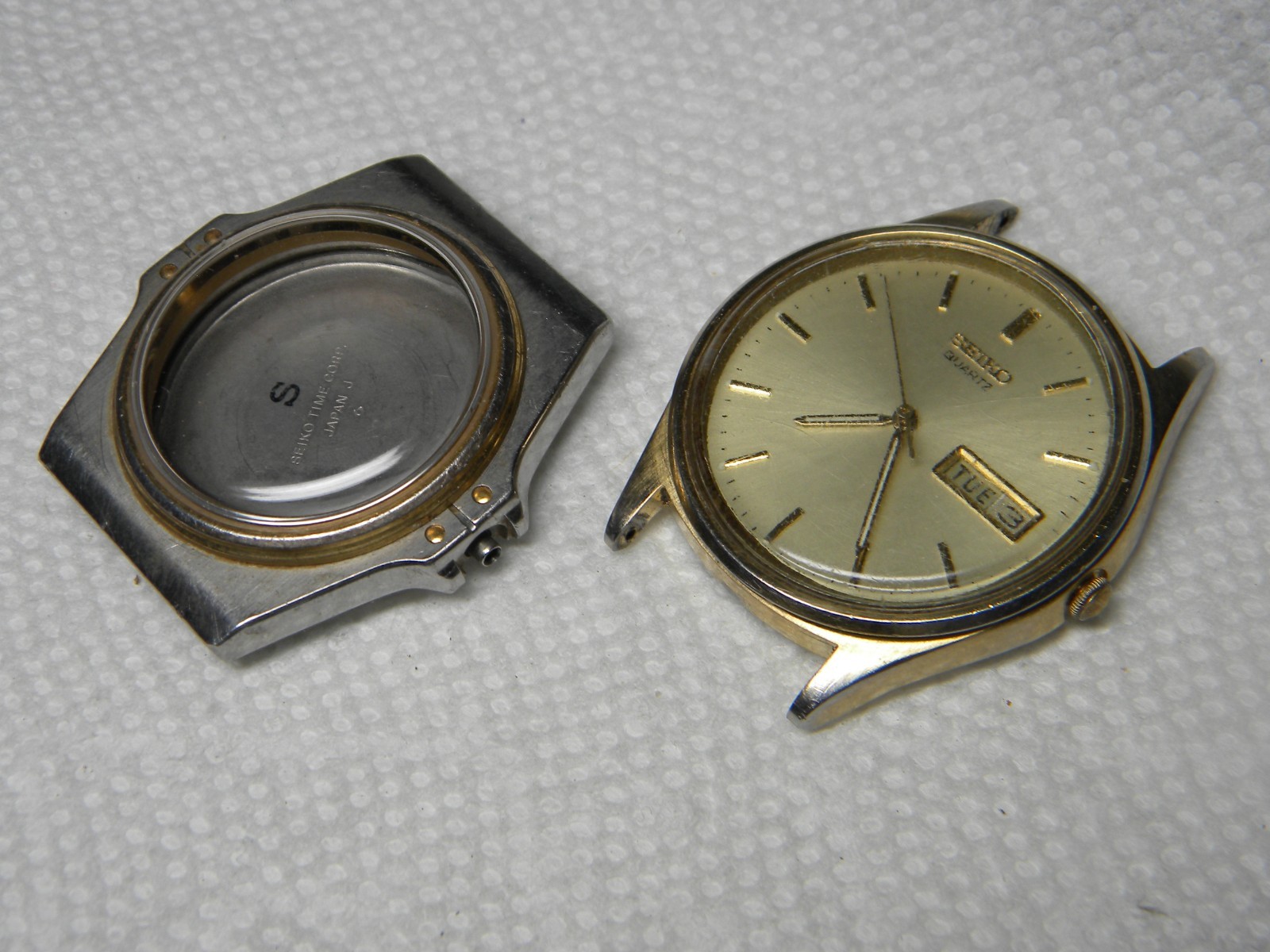Seiko Case Quartz 8123-6009 & Seiko Quartz Wrist Watch 7N43-8A39 NoRun Parts