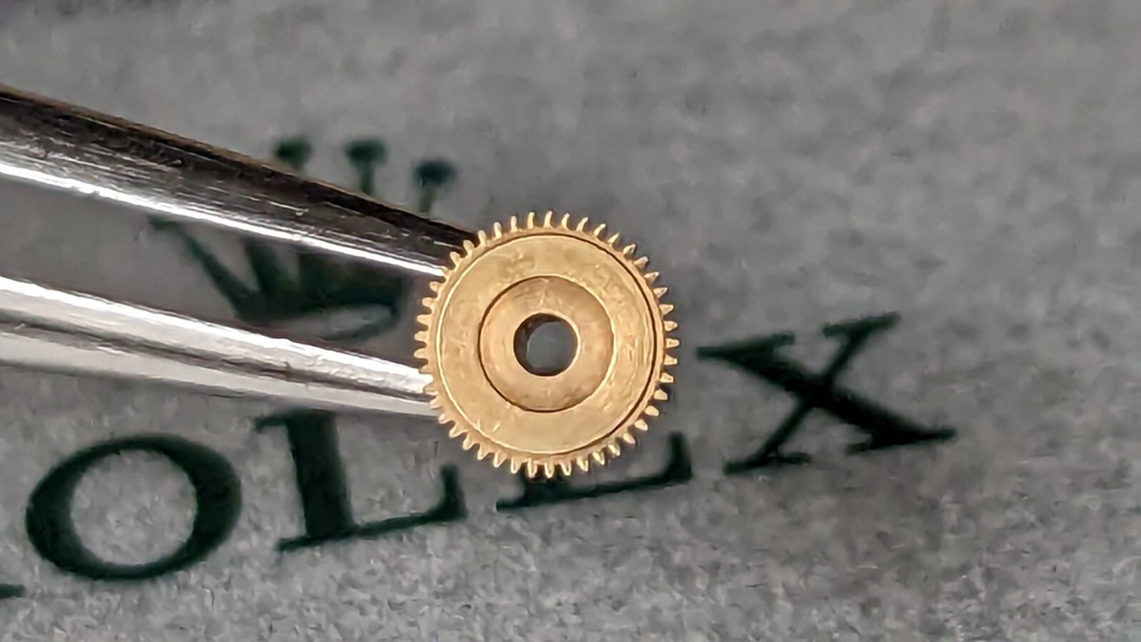 Genuine Rolex Caliber 2130 280 Hour Wheel 1.29mm New Old Stock Unused