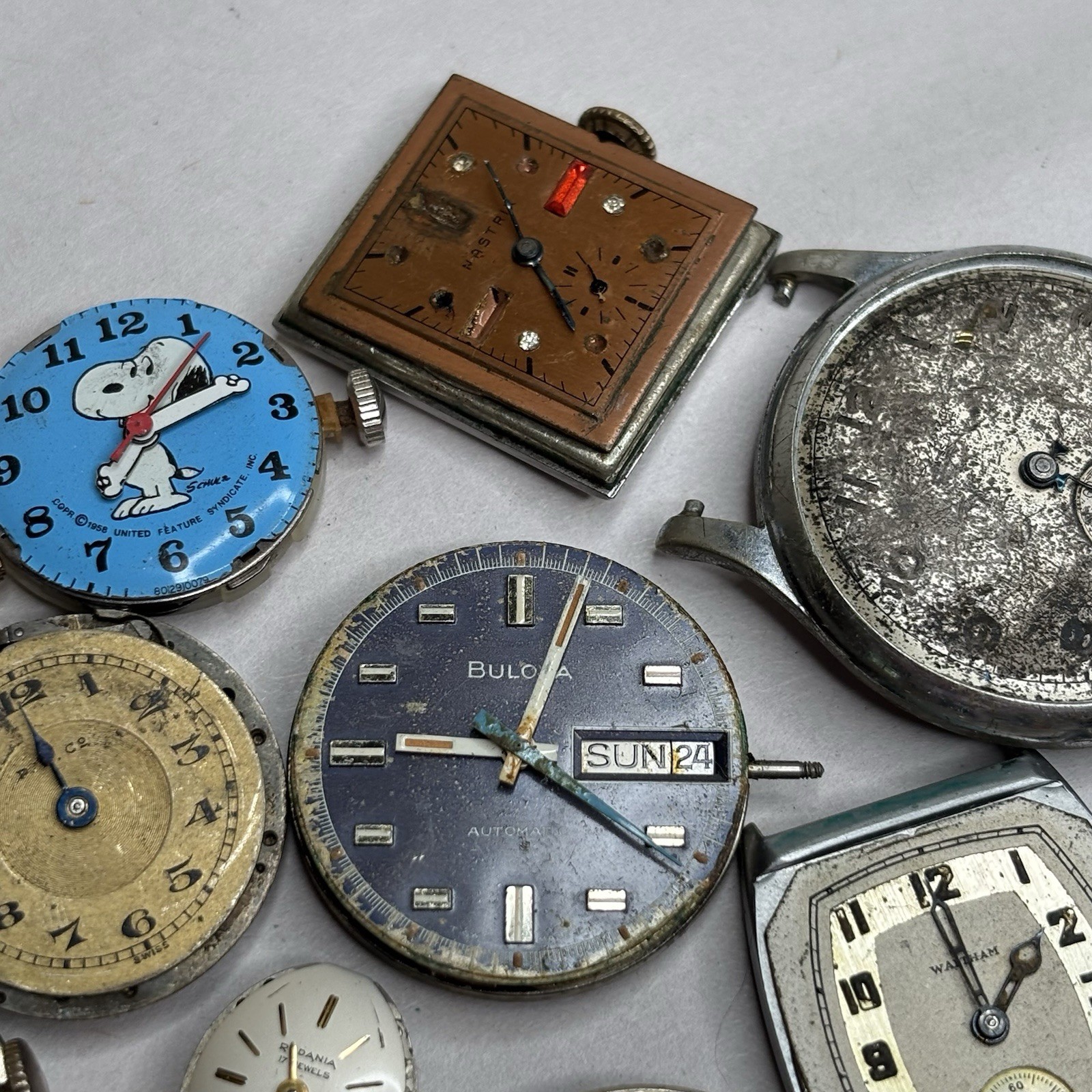 Broken Vintage Watch Movements Parts Lot – Bulova Automatic Waltham Gruen Elgin