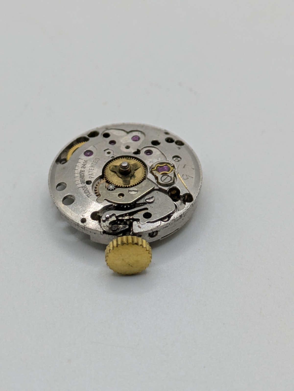 Tudor Geneve 2414 Manual Movement For Parts / Repairs See Photos / Video 18.2mm