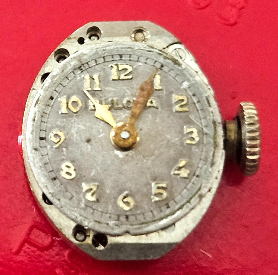 BULOVA 5AB 17J Watch Movement (REMOVED FROM GOLD CASE/BALANCE RUNS) LOT525
