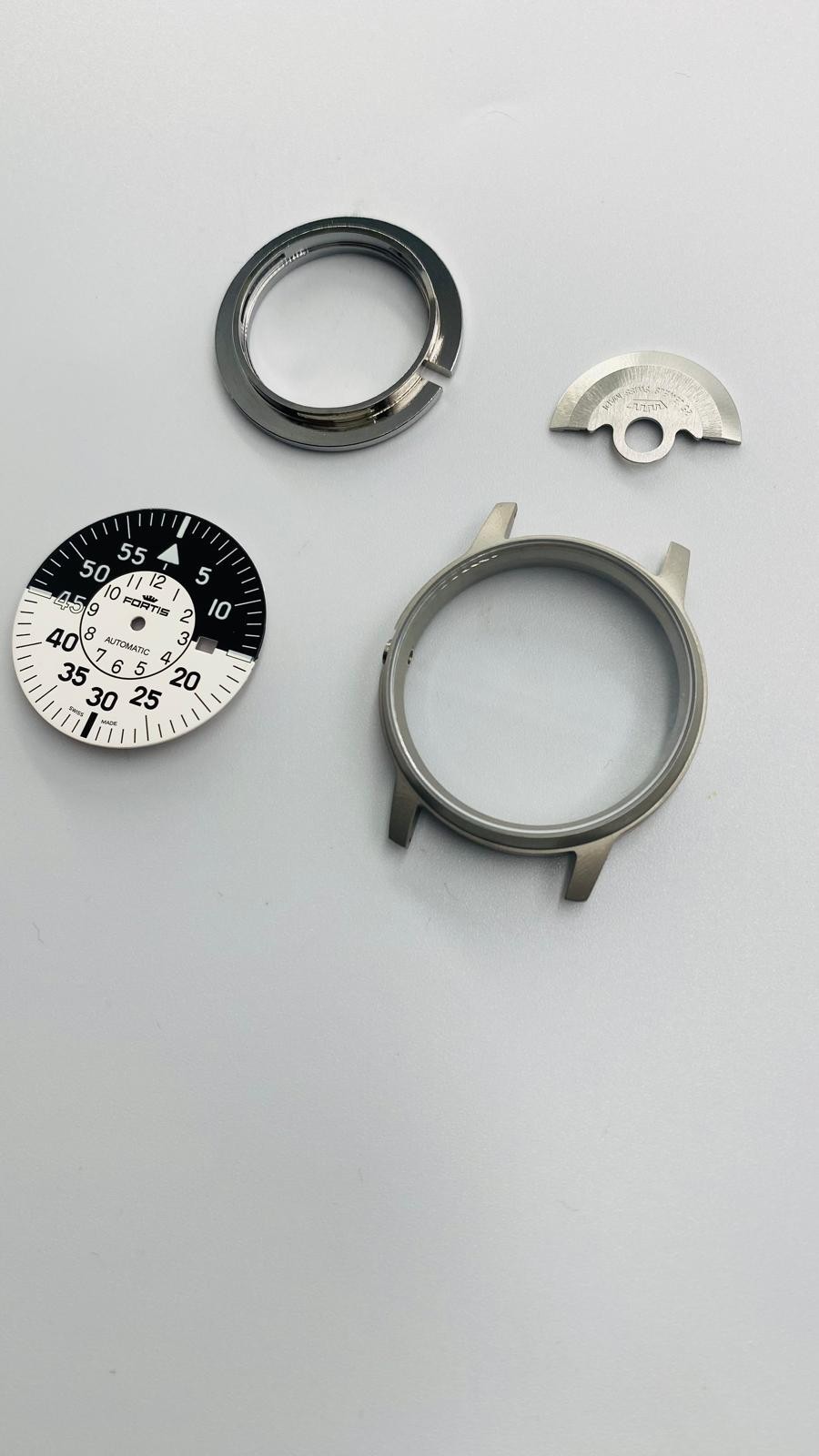 Fortis Flieger Cockpit Complete Kit New Black/White Dial 40mm Case 595.10.46.1