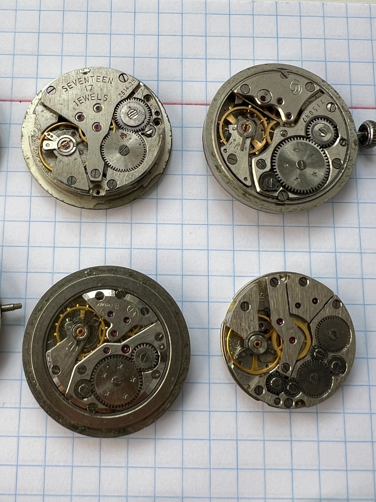 MOVEMENTS (25pcs) FOR MENS WRIST WATCH Raketa, Vostok, Slava etc. USSR for parts