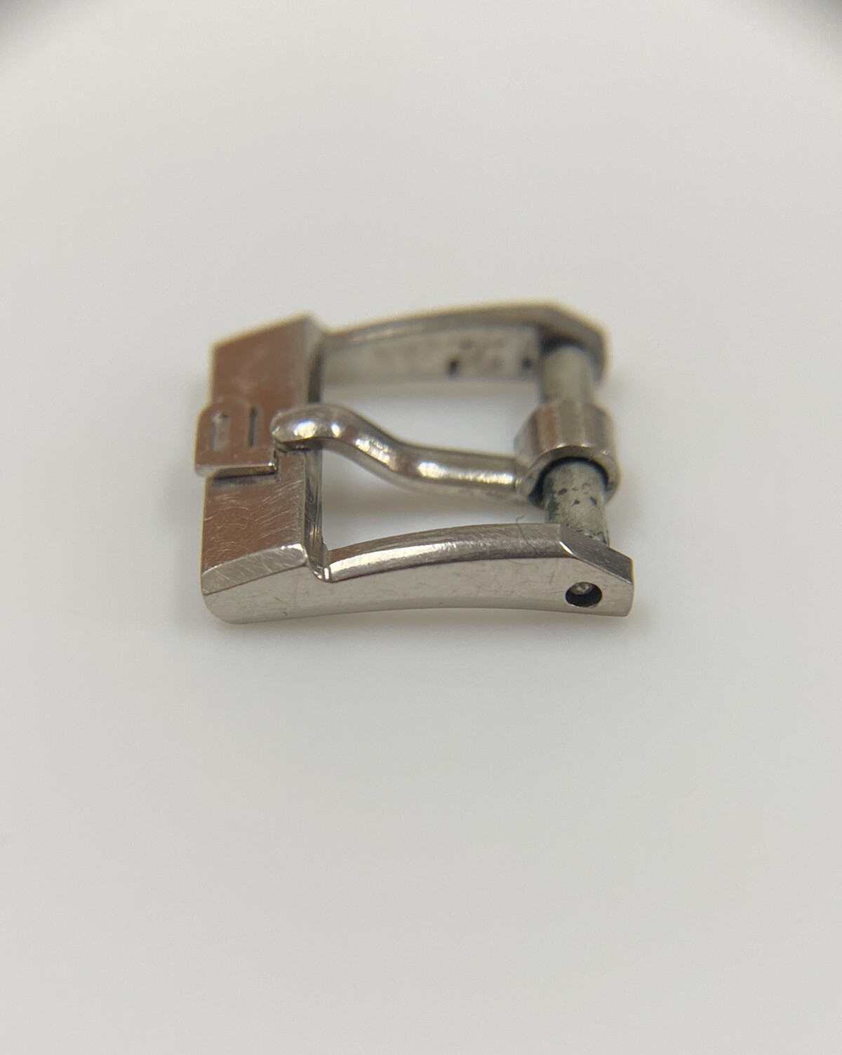 Original Vintage Piaget White Gold “750” 10mm Ladies Leather Band Buckle