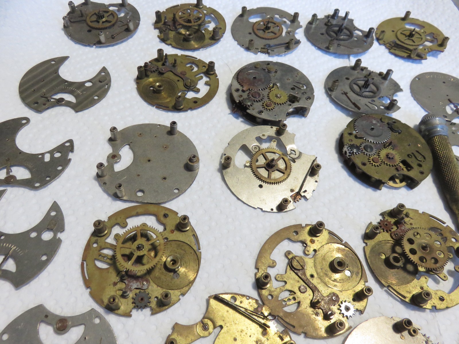 AS IS FOR PARTS LOT ANTIQUE POCKET WATCH PARTS SOME INGRAHAM