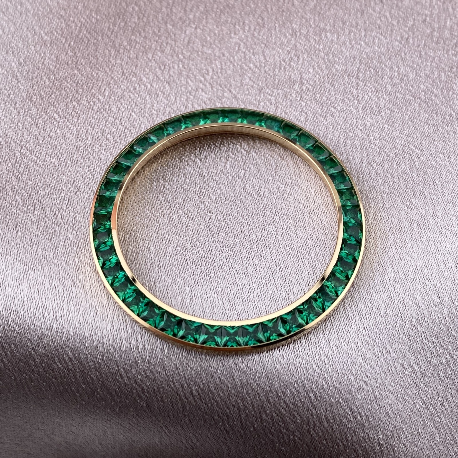 CUSTOM EMERALD BEZEL 14K YELLOW GOLD TO FIT ROLEX DAYTONA 40MM