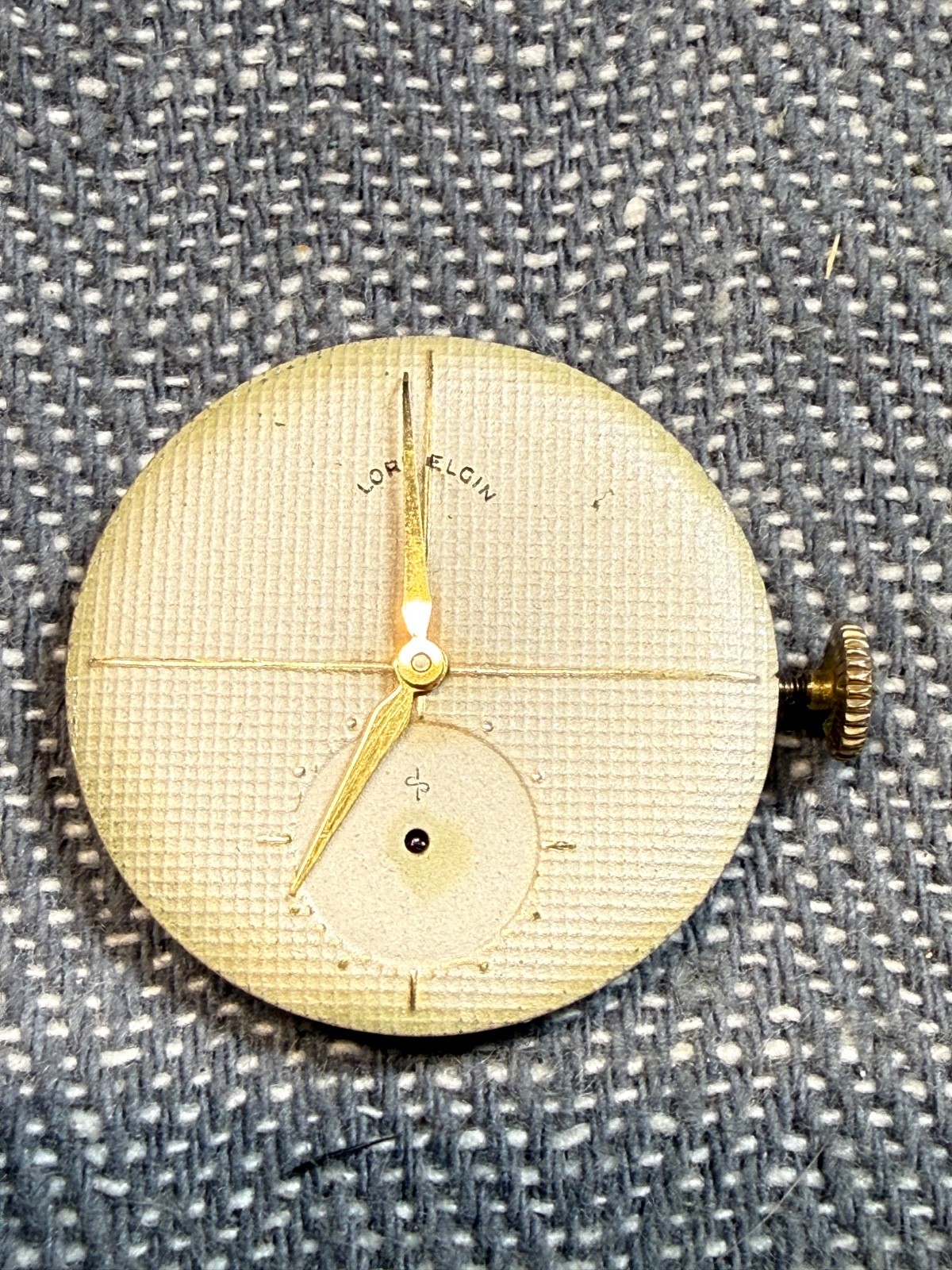 Elgin 680 Watch Movement Lord Elgin Waffle Dial 21 Jewels running see video