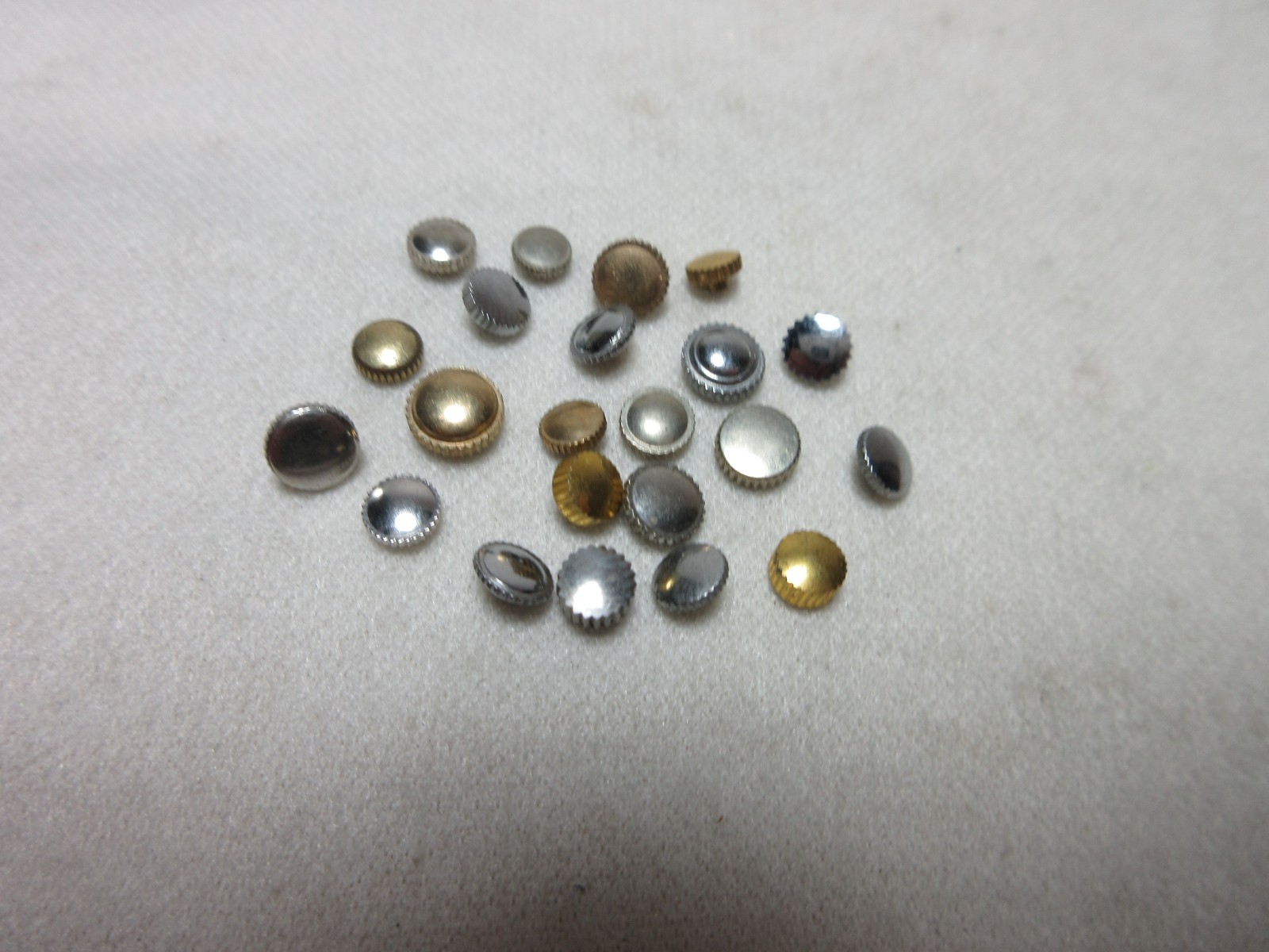 LOT OF 22 WATCH CROWNS WATCHMAKER PARTS ASSORTED LOT SOME GOLD FILLED PLATED