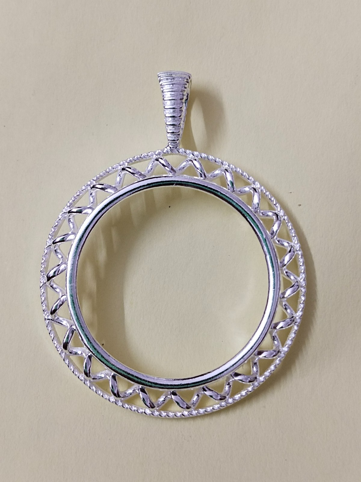 925 Sterling Silver Round Bezel Pendant Blank Bezel holder Coin Connector
