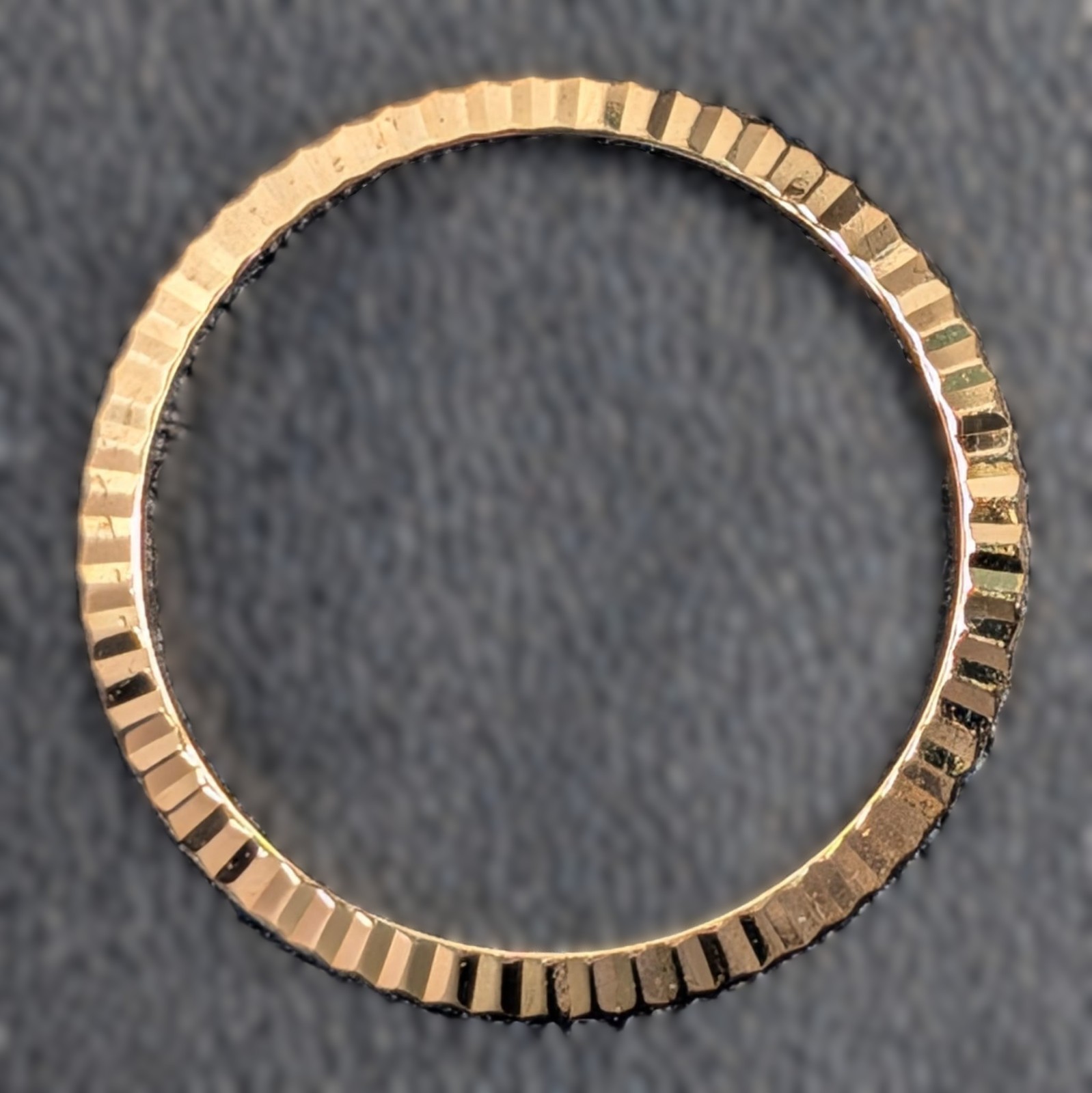 Genuine Rolex 18K Yellow Gold Fluted Bezel for 26mm Datejust