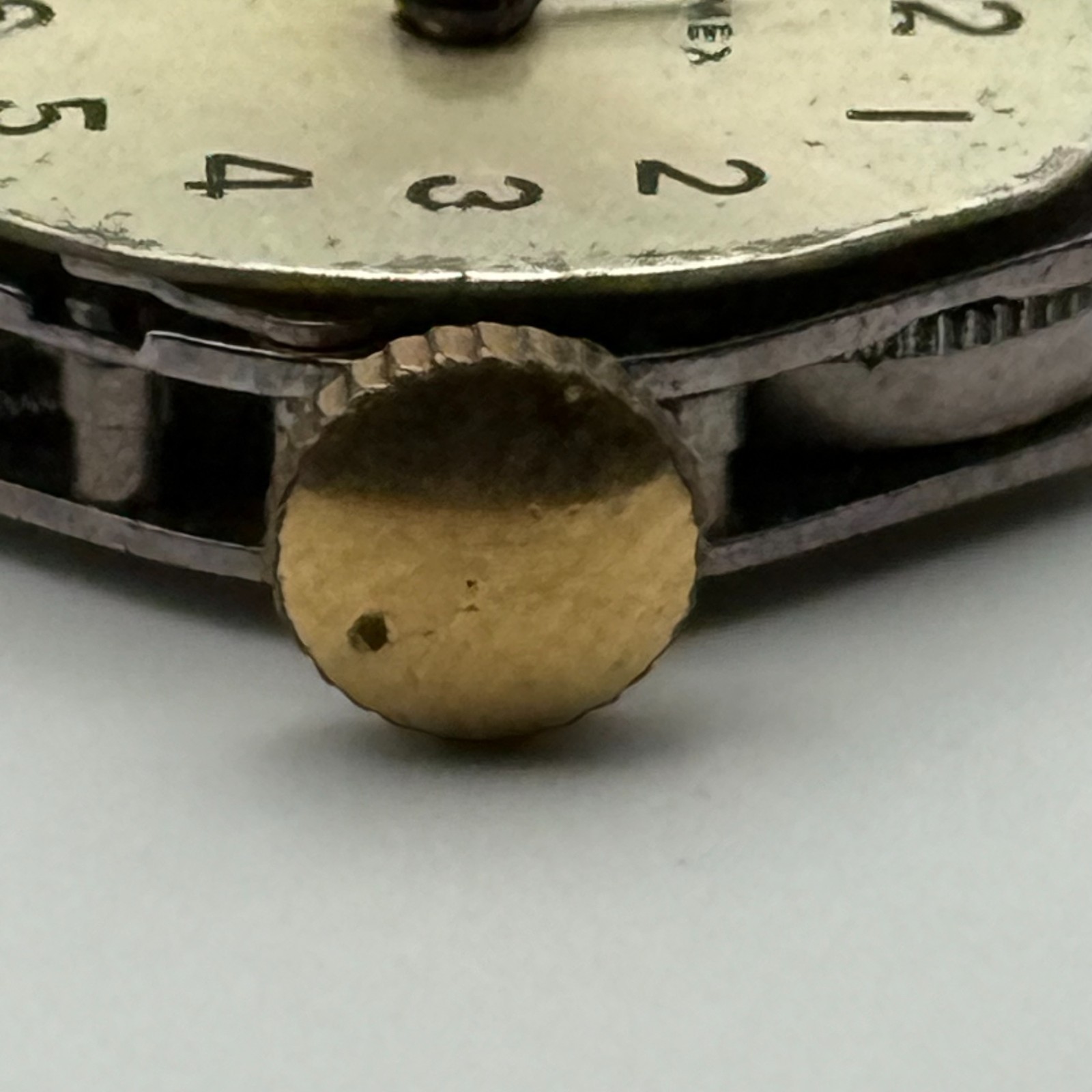 Timex 453 Watch Movement Great Britain Manual Wind Vintage Parts Repair 14.2mm