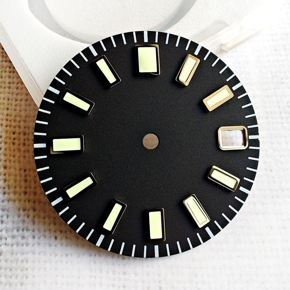 28.5Mm 62Mas Sunburst Pattern Watch Dial Green Lume for Nh35 Nh36 4R Movement