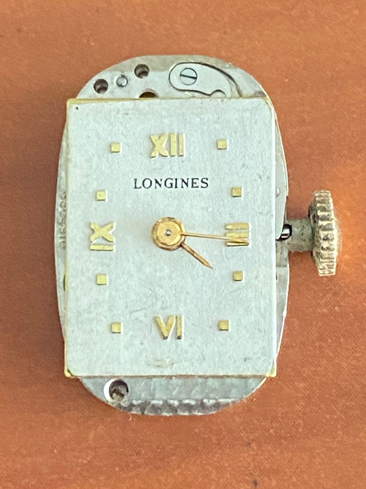 VINTAGE LADIES LONGINES WRIST WATCH MOVEMENT, CAL. 56, KEEPING TIME, 17 JEWEL