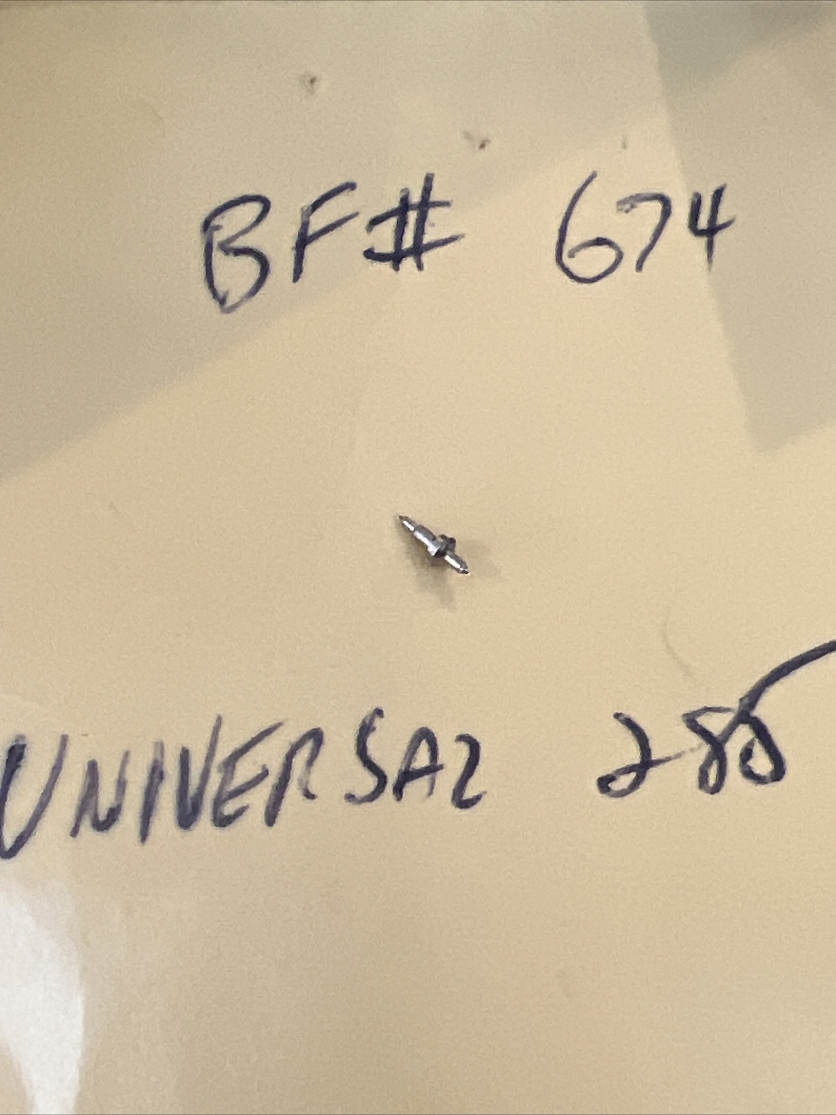 NOS Universal Geneva Bestfit 674 Cal 285 Chronograph Balance Staff