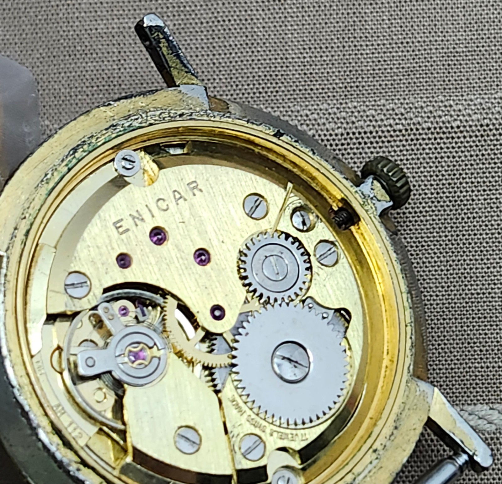 Enicar 112-22-23 Manual Wind Date Swiss Watch AR 1121 Movement – RUNNING