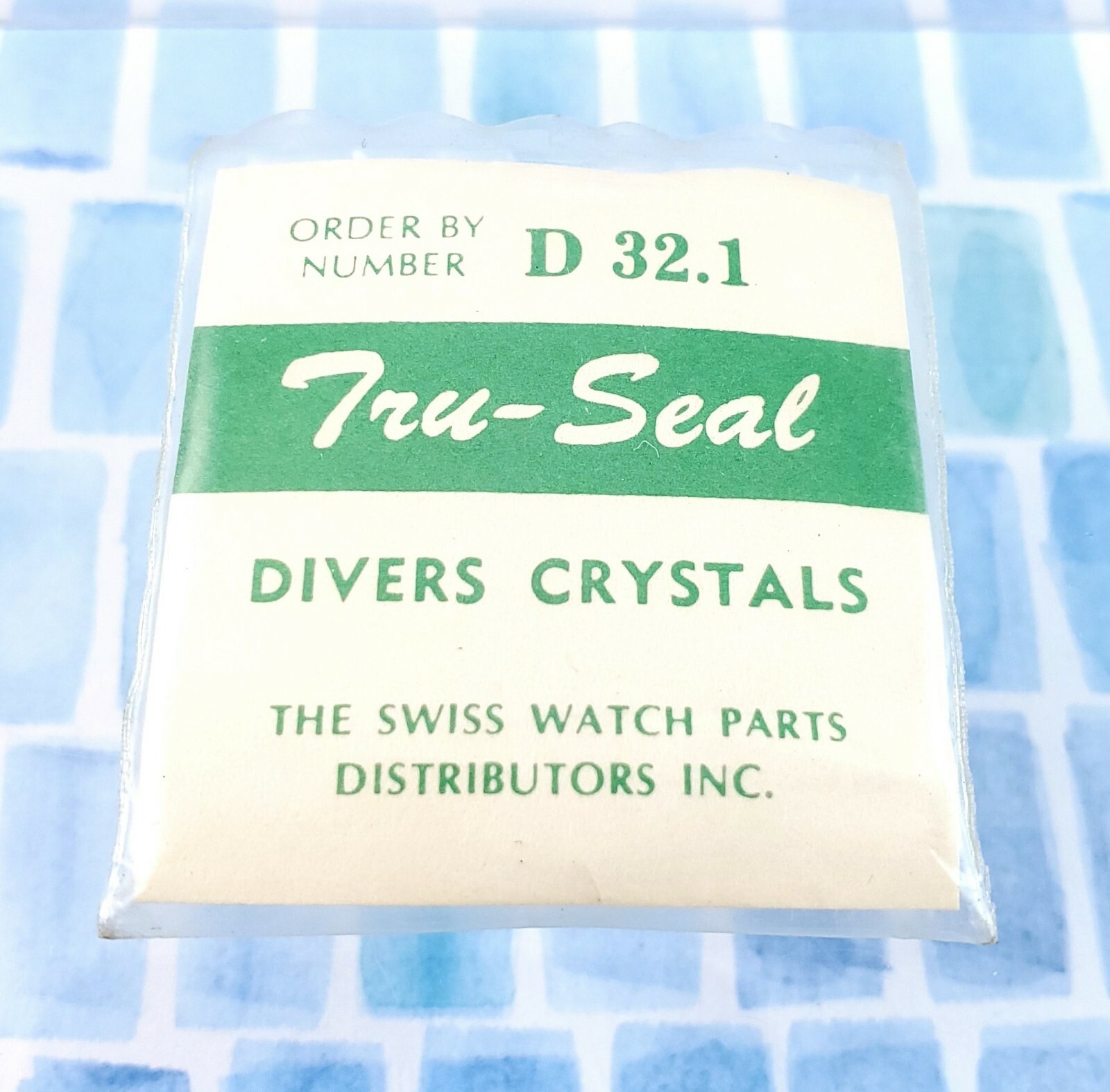 Vintage Tru-Seal Swiss Made Divers Crystals. D 32.1