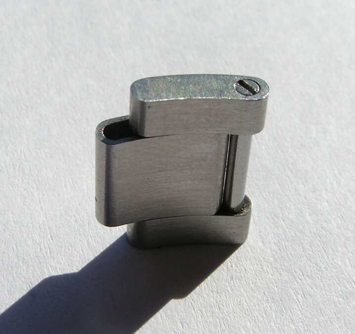 Rolex Submariner 16610, 40mm ca. 1995 Link Steel 15,77mm matted I1203