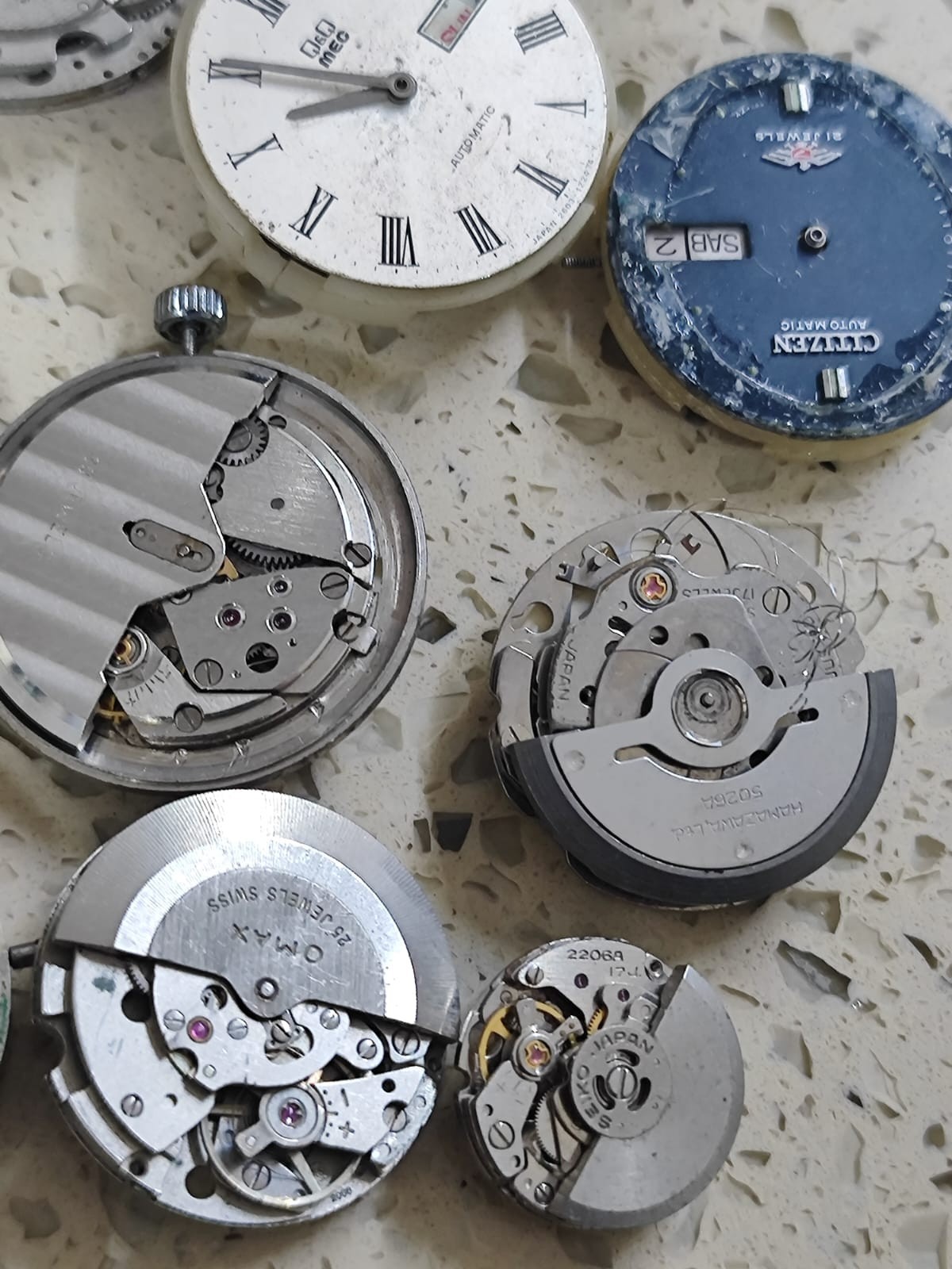 Swiss &Japan Vintage Automatic Wristwatch Movements iot 15 movements For parts